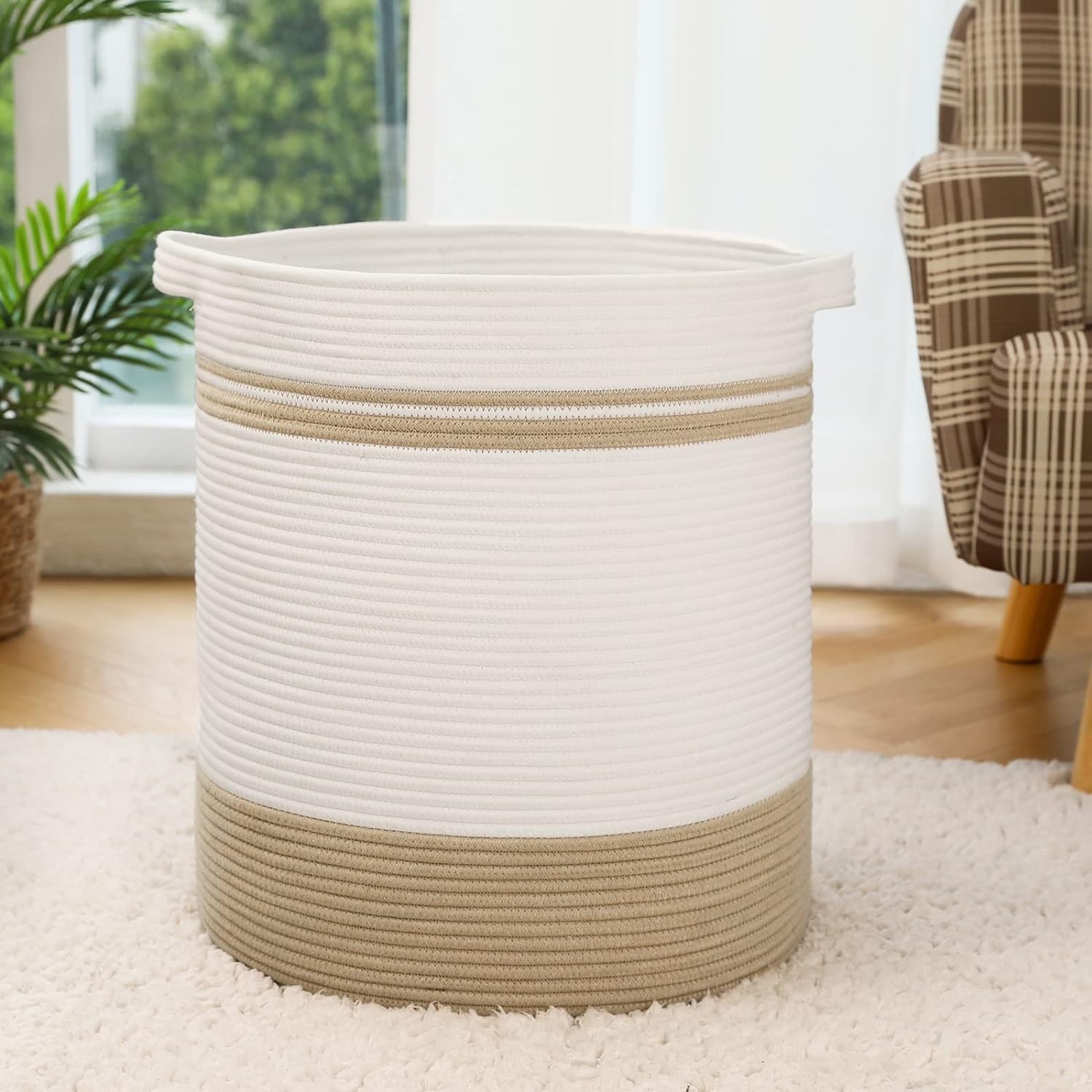 Nonazippy laundry hamper 80L closeup shows sturdy cotton rope ideal for bulky blanket storage.