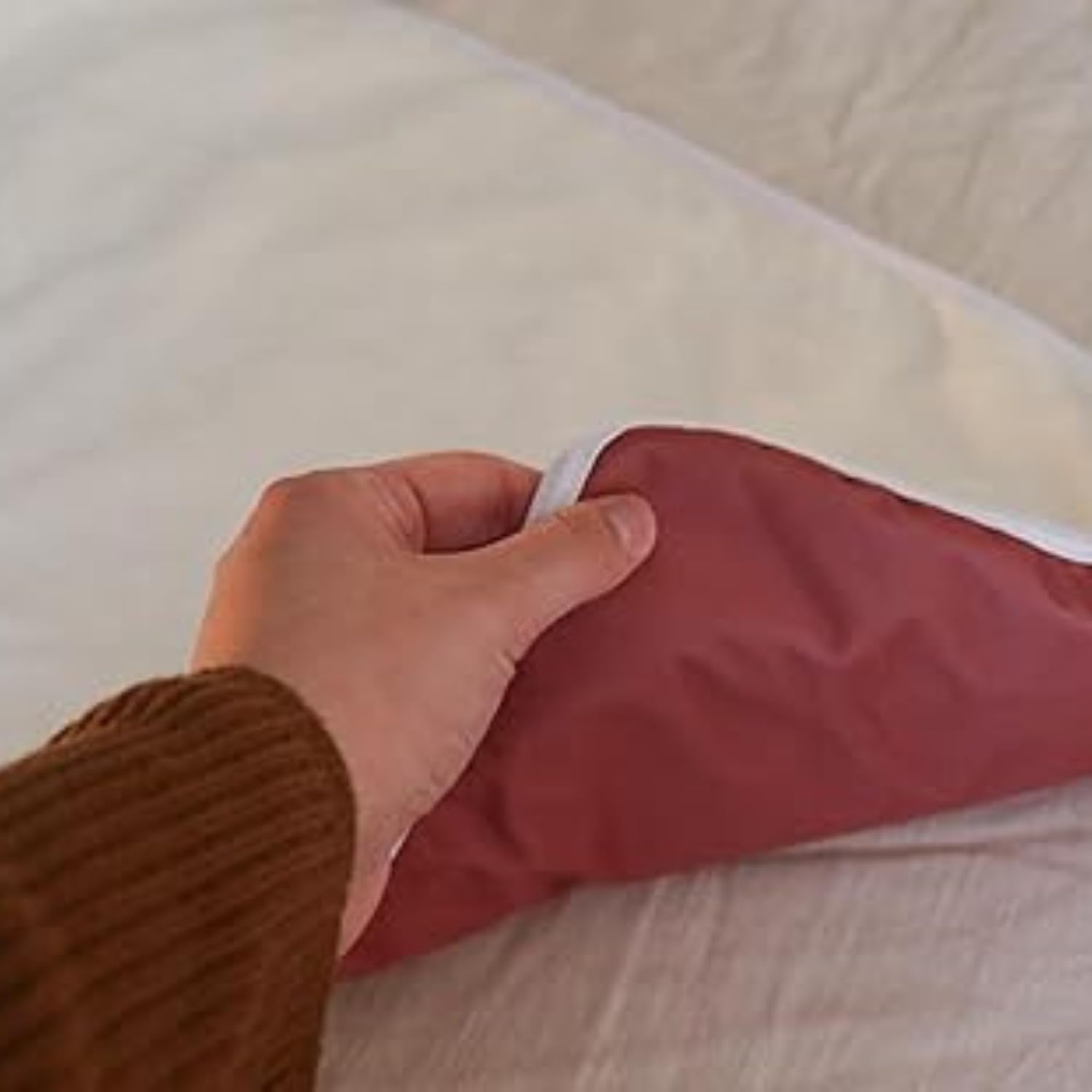 Nora's Nursery changing pad rose bamboo absorbent side prevents leaks