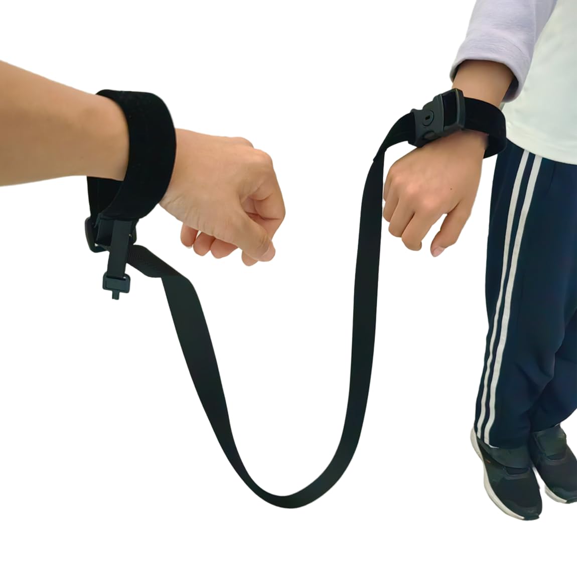 Ideal for crowded places, the nsgglecher wrist leash helps safety during outings.