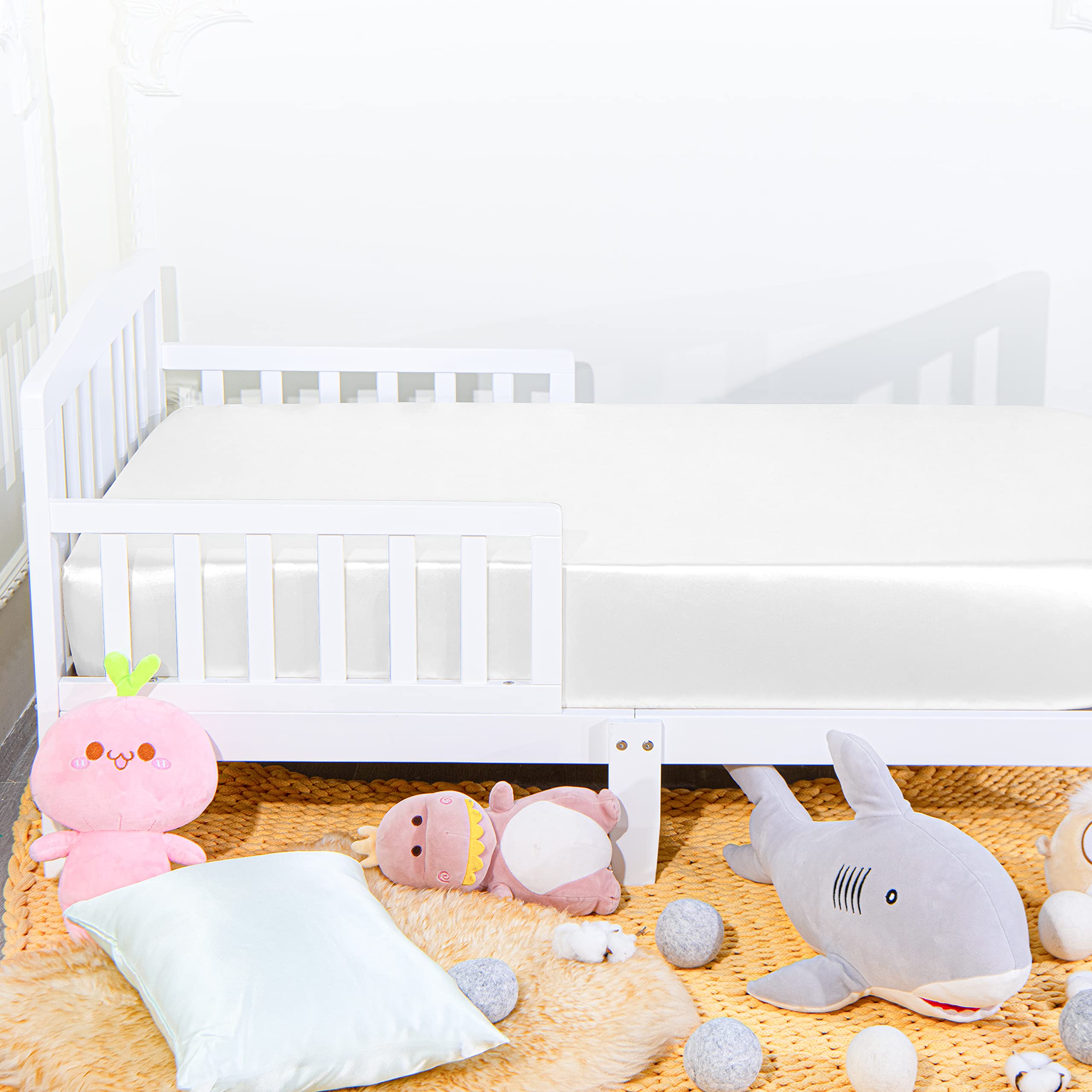 NTBAY fade- and shrink-resistant crib sheet is machine washable for easy care.