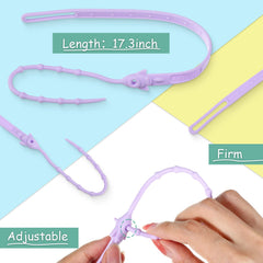 Nuanchu toy straps stroller clip demonstrates secure attachment on the go