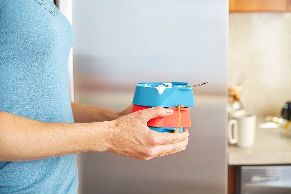 Nummy BOWL holds 11 oz for generous baby portions