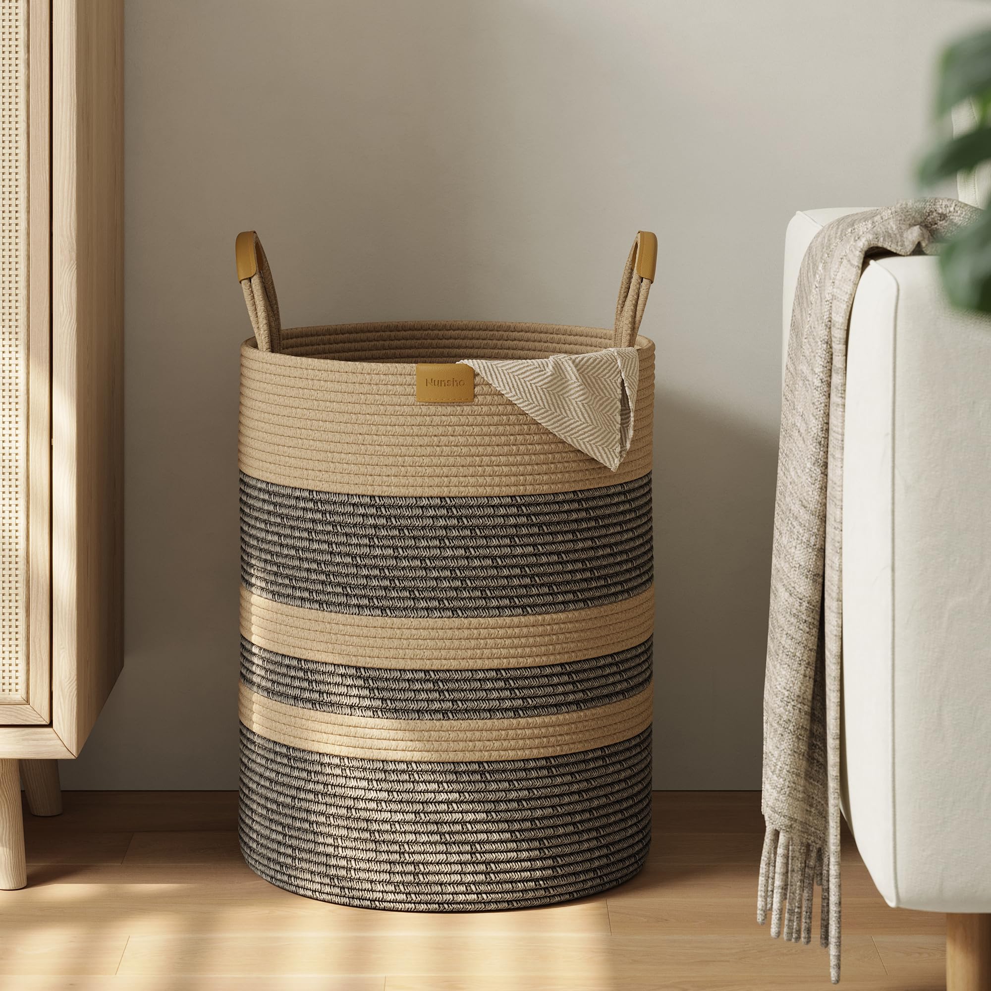 Nunsino 62L striped laundry hamper front view showing roomy capacity for daily laundry.