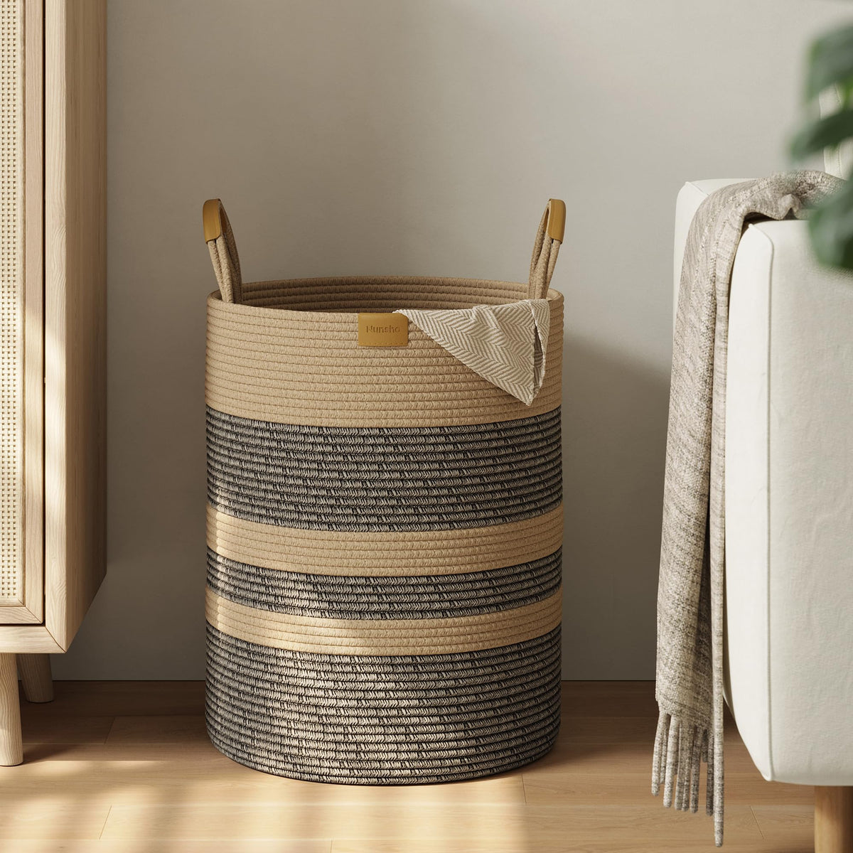 Nunsino 62L striped laundry hamper front view showing roomy capacity for daily laundry.