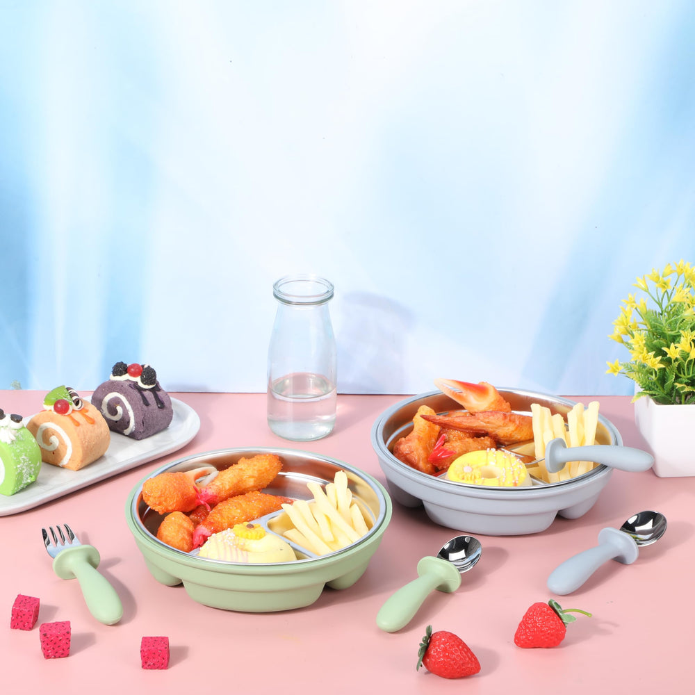Nuogo sage color suction plate adds bright, engaging mealtime stimulation.