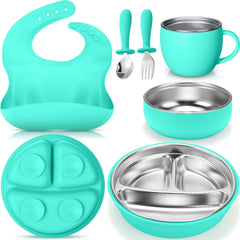 Nuogo teal round plate with suction keeps meals in place during toddler feeding.