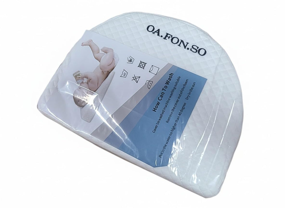 OA.FON.SO pregnancy wedged incline close-up with removable cover for easy cleaning