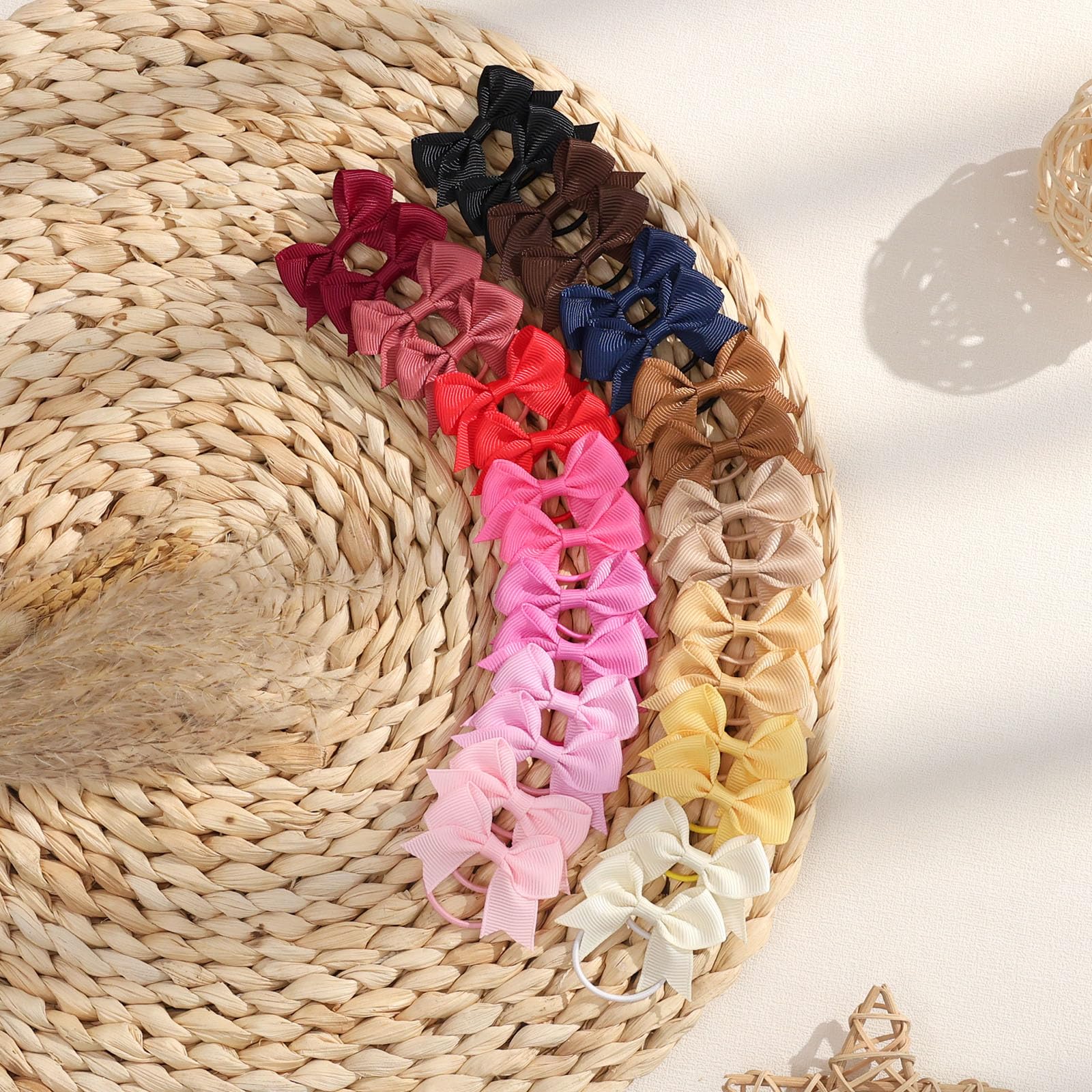 OAOLEER 2inch bows for toddlers stay neat and comfortable during play.