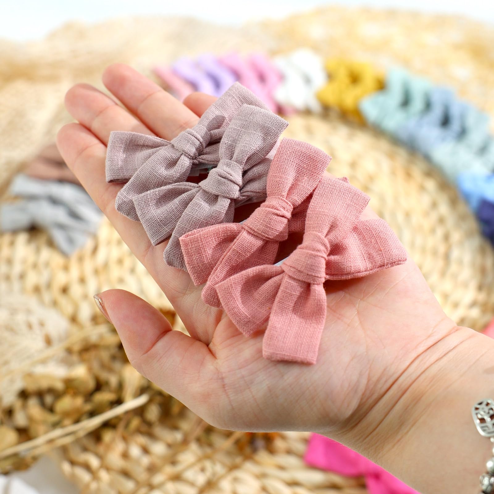 OAOLEER colorful pack pairs with dozens of outfits for easy styling.