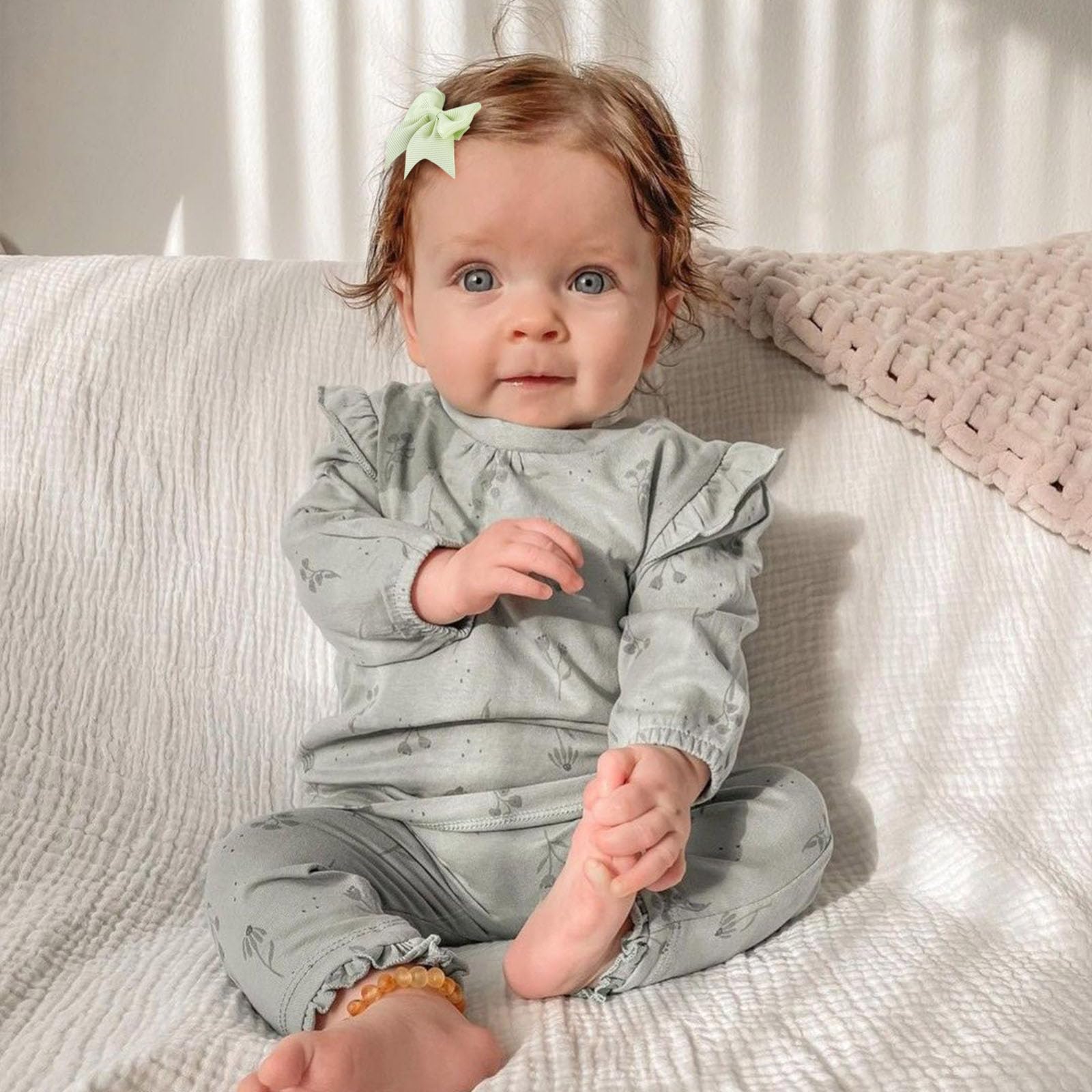 OAOLEER toddler bows in pairs for easy matching outfits
