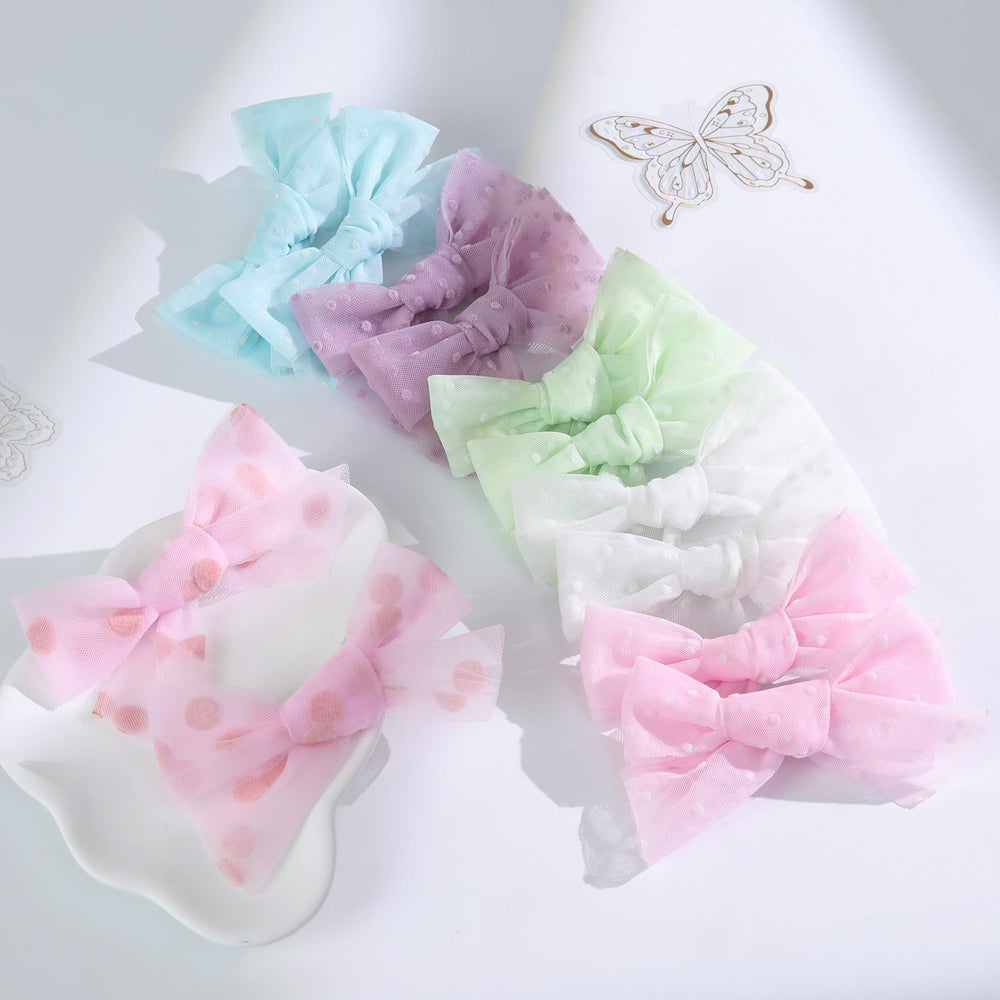OAOLEER non-slip clips keep hair away from the face.
