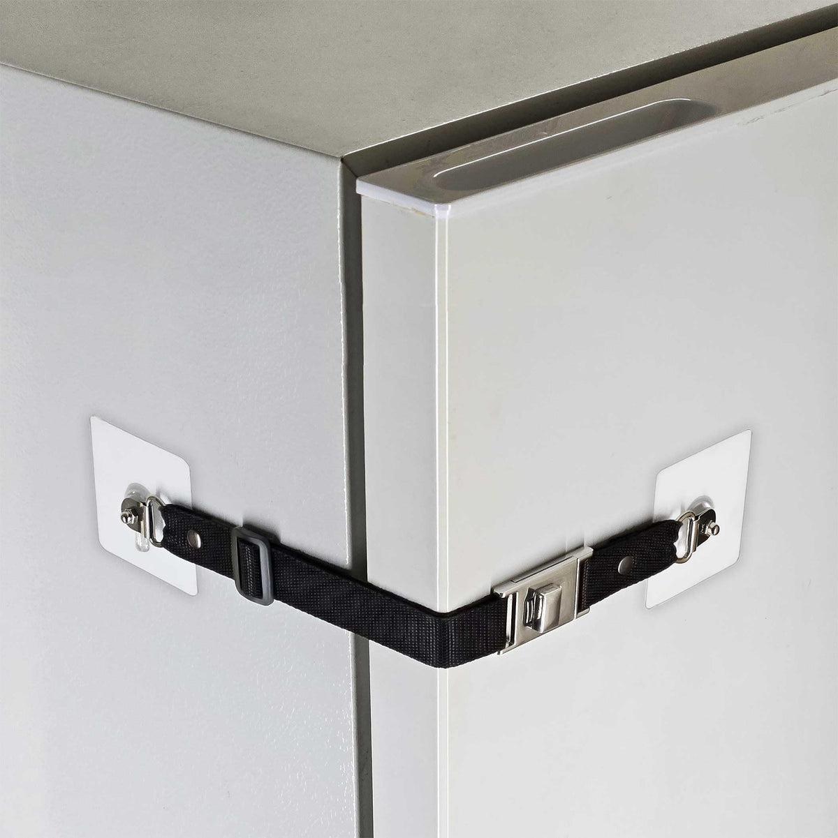OeckuXIY 3-pack strap locks packaging shows quick setup for safer homes.