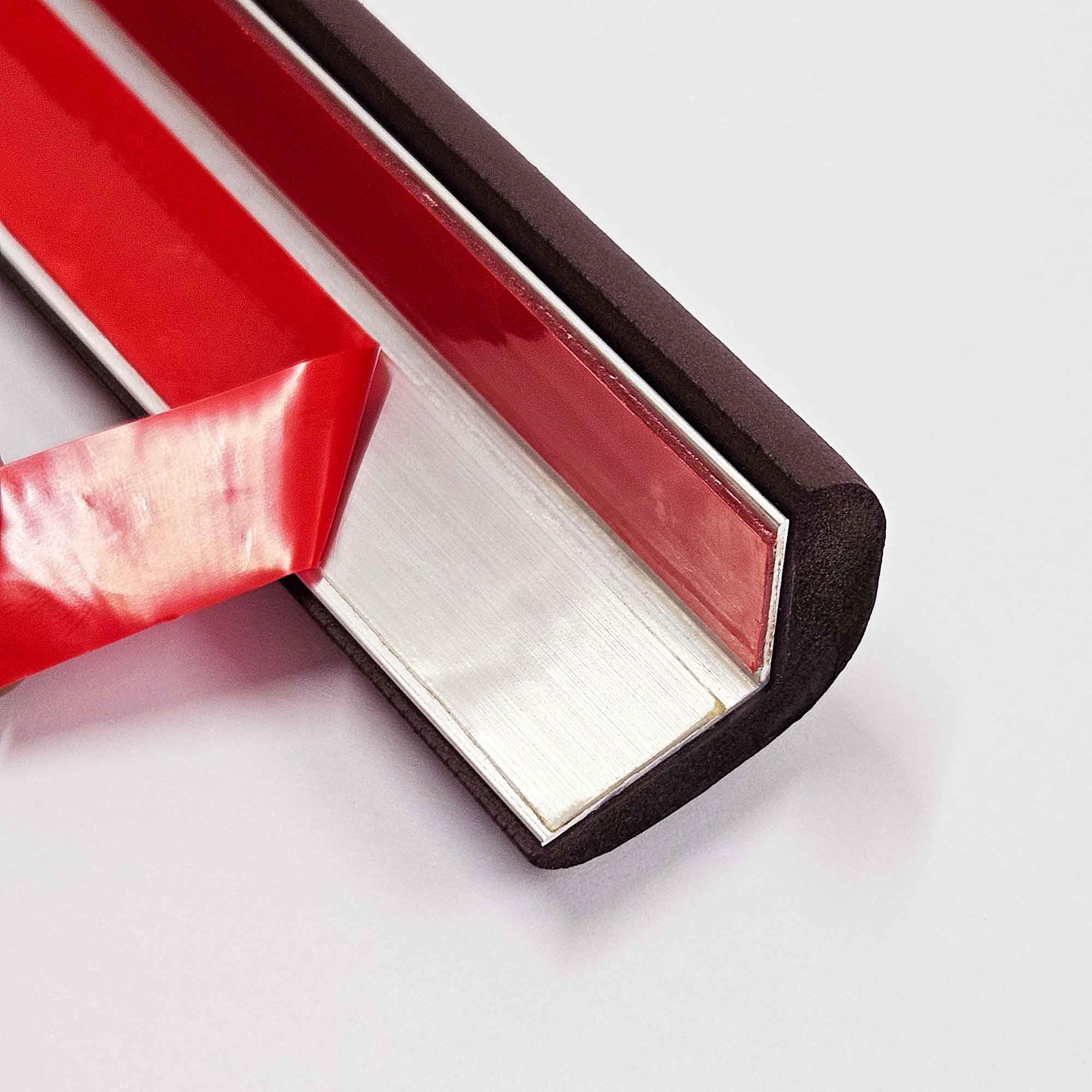 OeckuXIY edge cushion foam guard illustrating soft, safe contact along hearth edges.