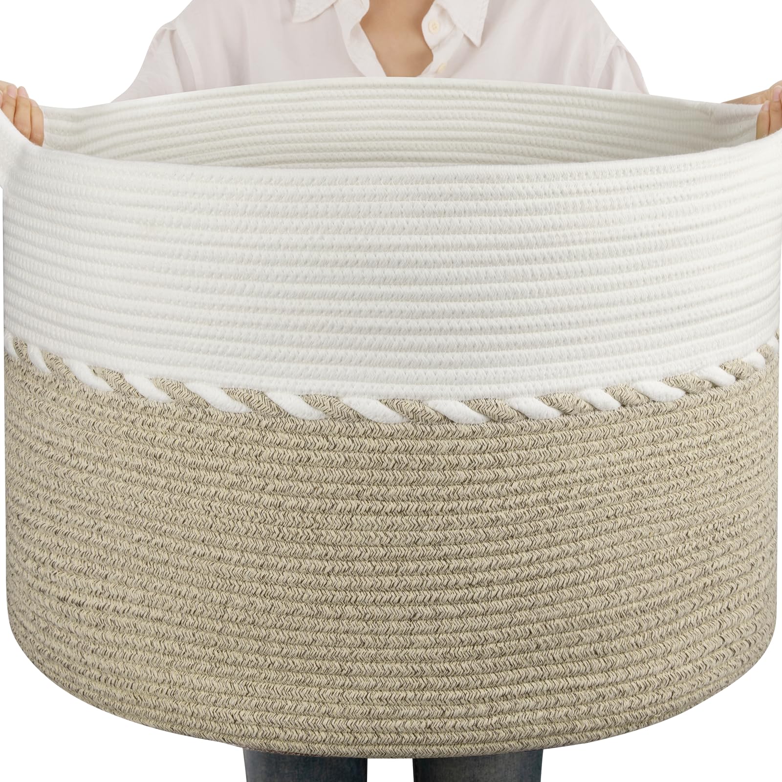 OIAHOMY 105L blanket basket closeup shows sturdy cotton rope storage for living rooms
