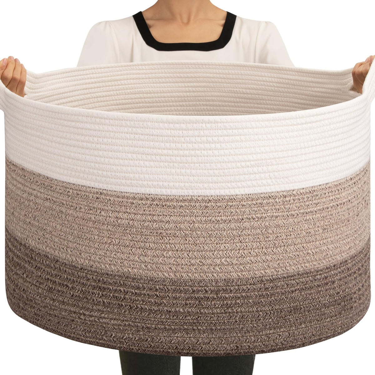 OIAHOMY 90L blanket basket close-up showing durable cotton rope and soft edges for safe family use.