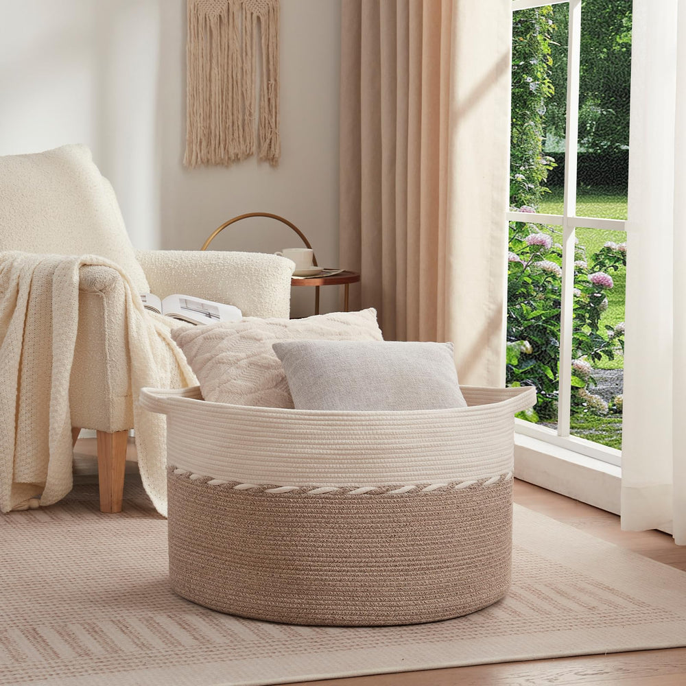 OIAHOMY cotton rope closeup highlighting durable weave and safe materials for family use