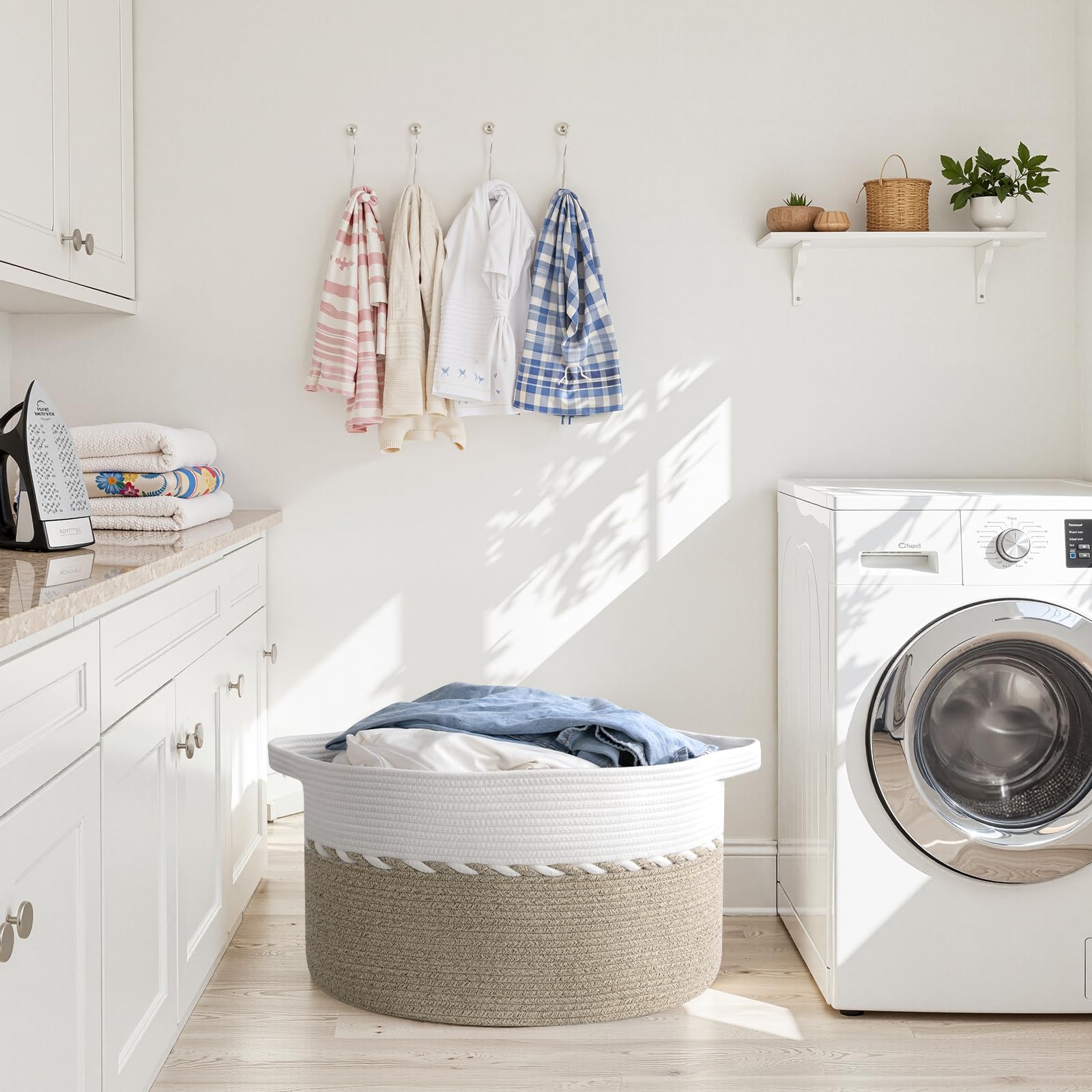 OIAHOMY large-capacity basket for towels and blankets in laundry or bedroom