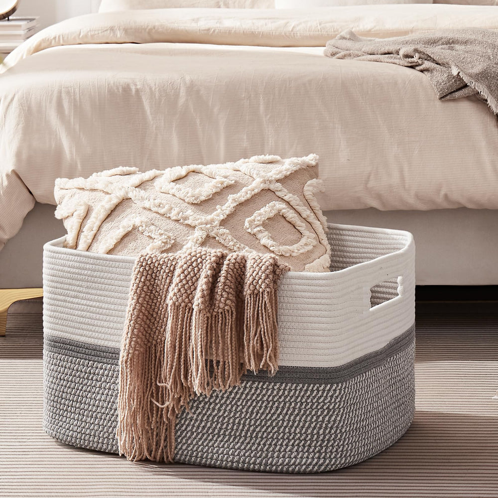 OIAHOMY laundry basket with sturdy double-stitched handles