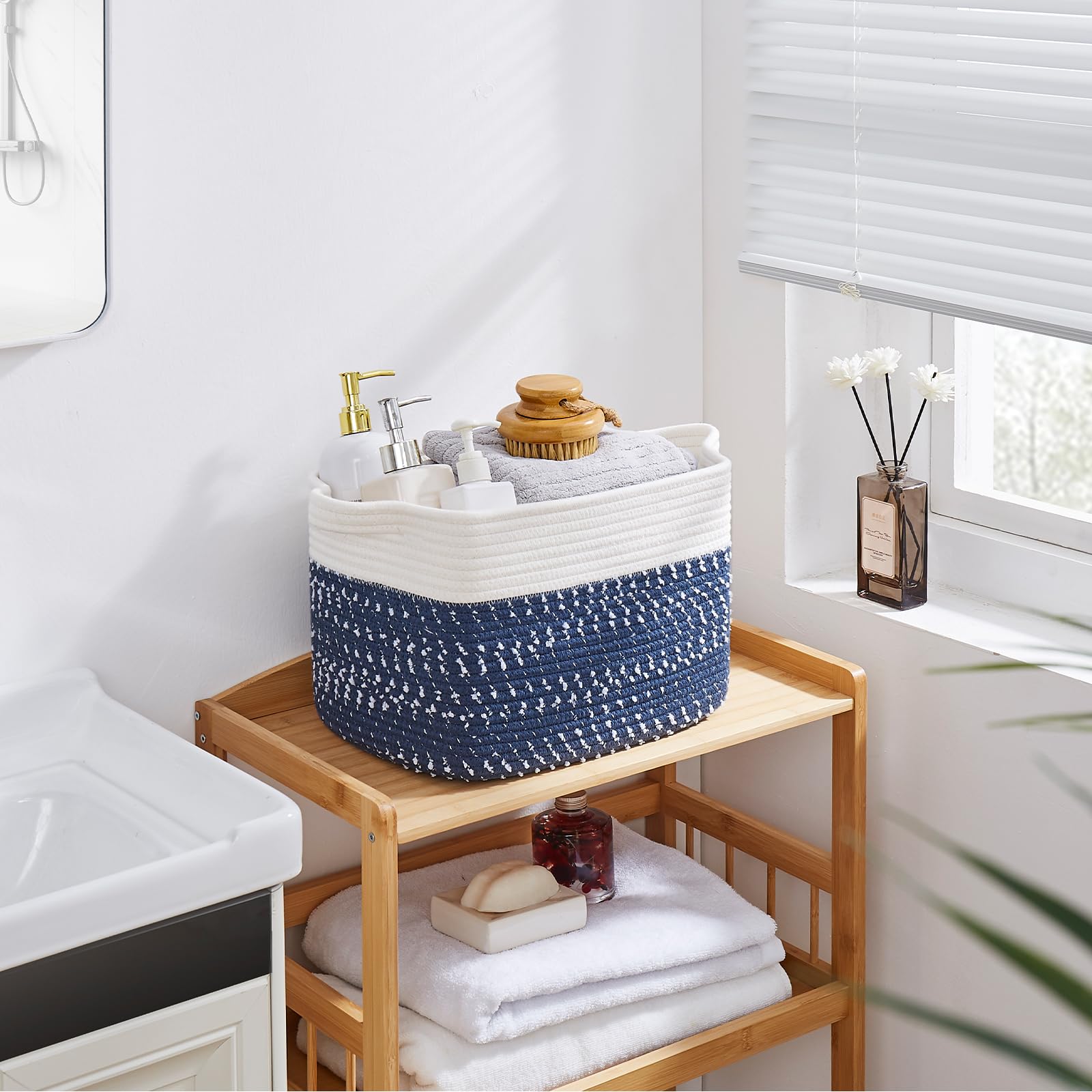 OIAHOMY cotton rope texture adds softness while protecting floors.