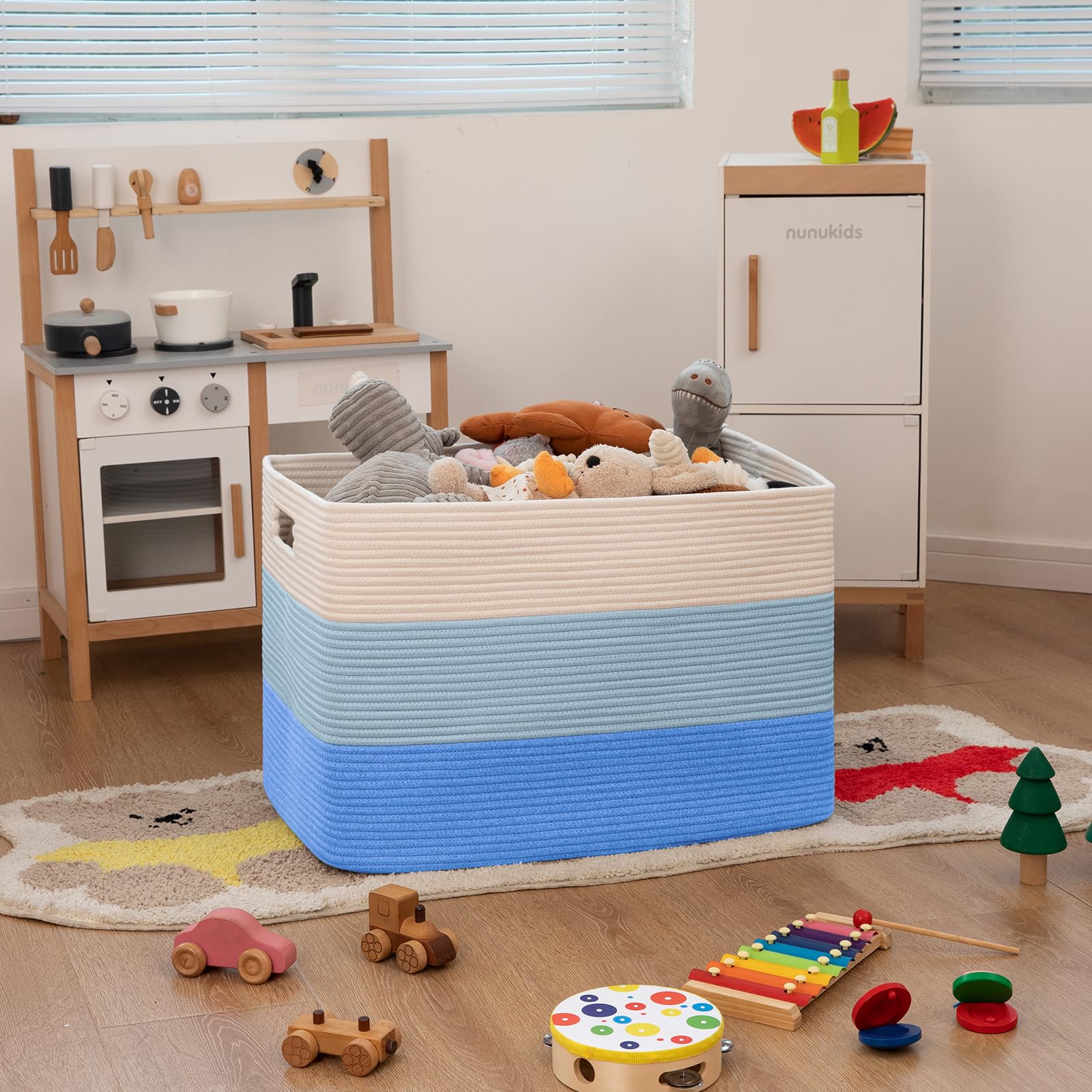 OIAHOMY washable basket being cleaned; machine or hand wash friendly