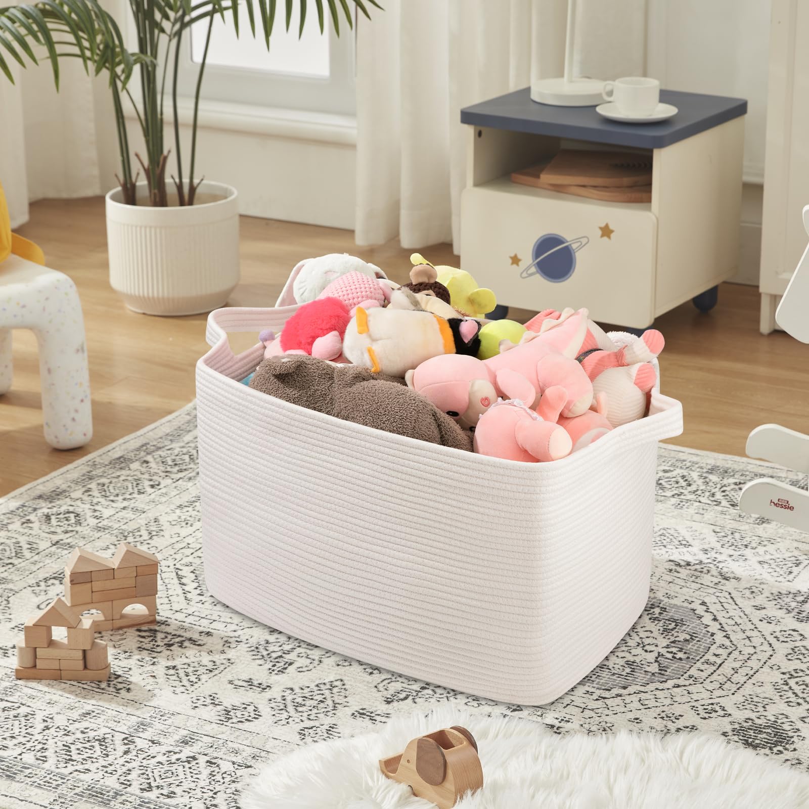 OIASKET 95L basket made from natural cotton rope is skin-friendly.