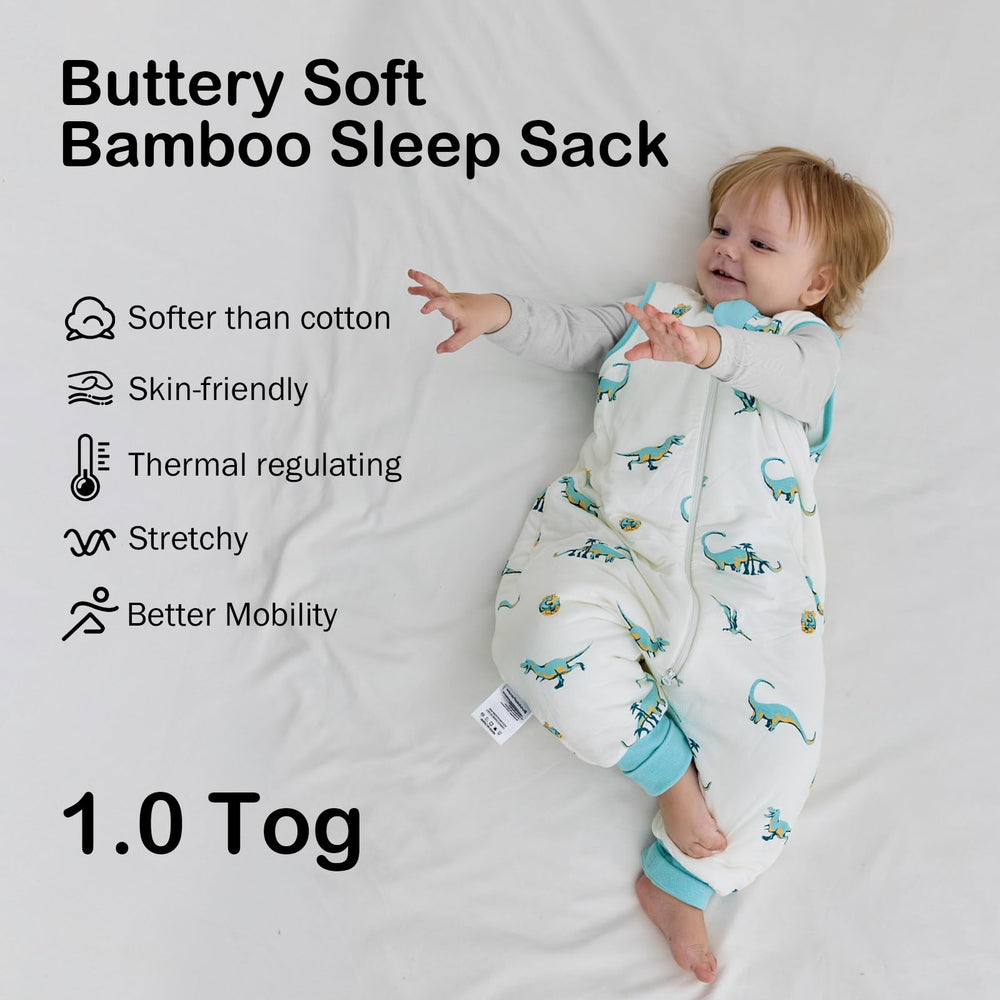 Okayinn BubblePanda sleep sack with feet showing natural leg movement for crawling.