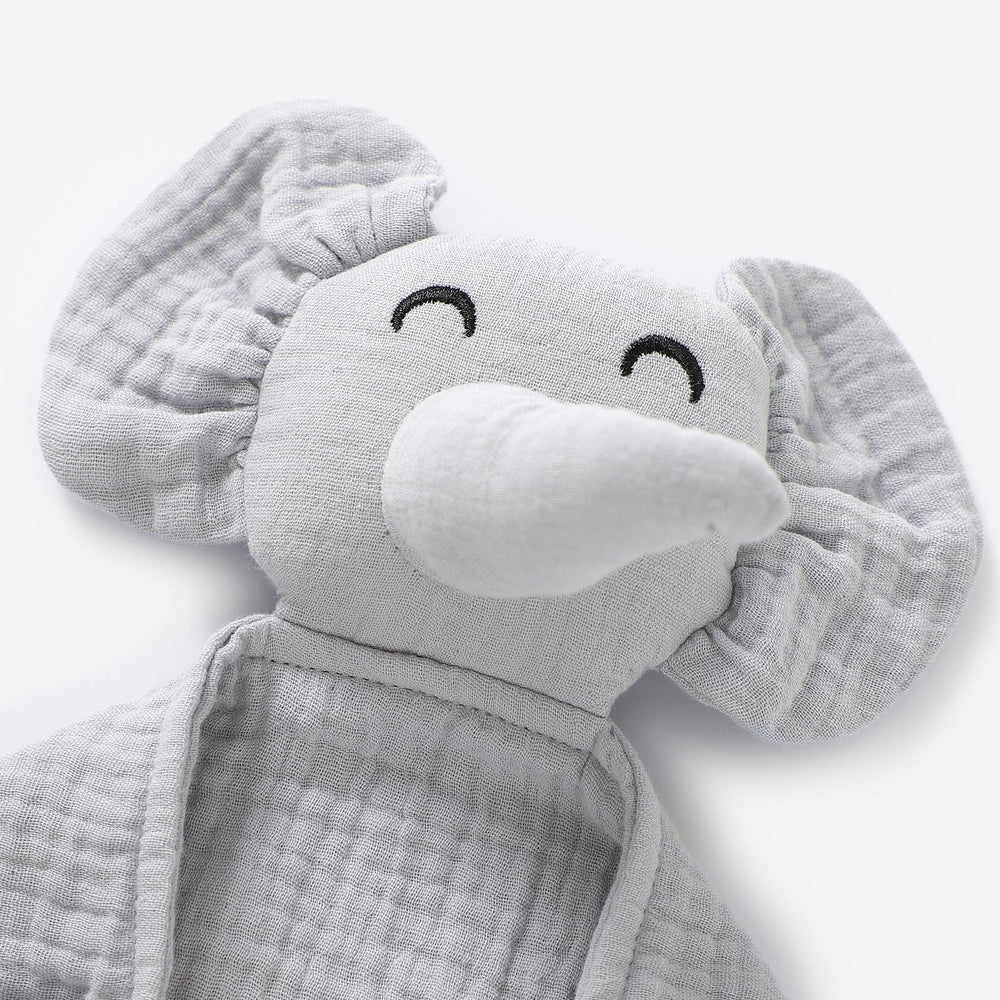 okdiy elephant lovey knot design helps babies grip and explore safely.