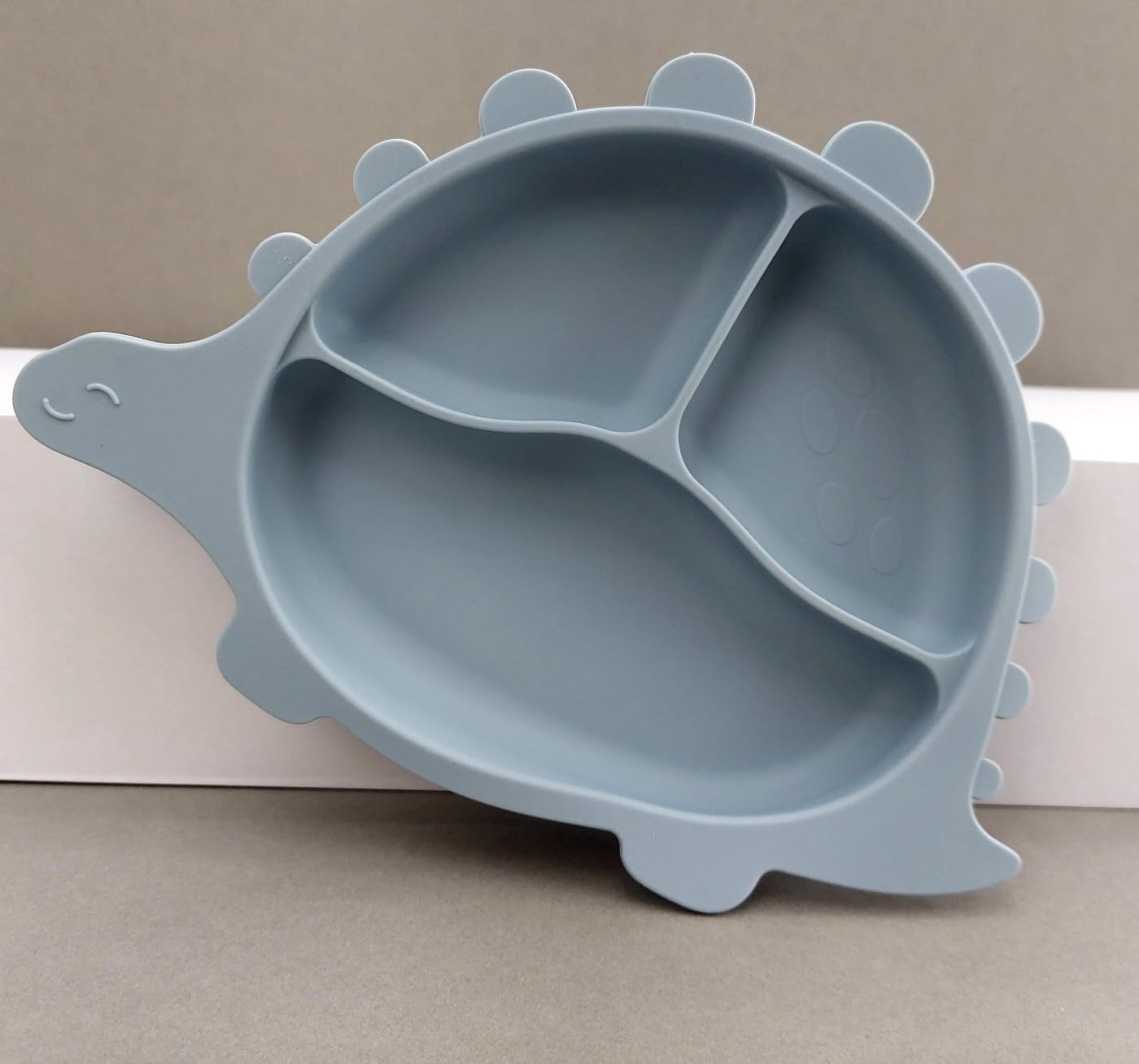 OLA Dinosaur plate dishwasher-safe feature makes cleanup quick after meals