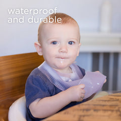 Olababy Fold N Go travel case shown with compact design for on-the-go meals.