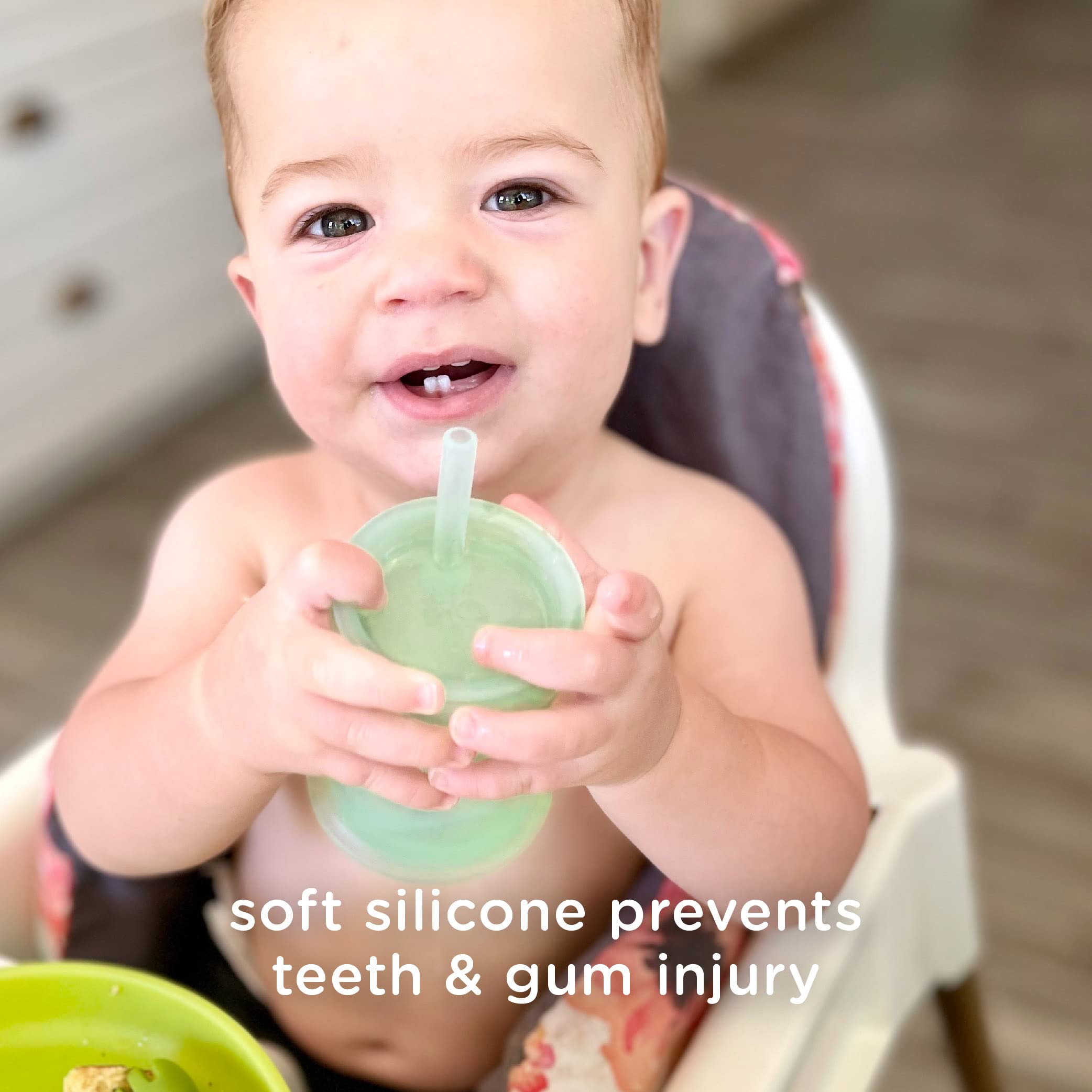 Olababy silicone training cup features a clear measurement indicator for portions.