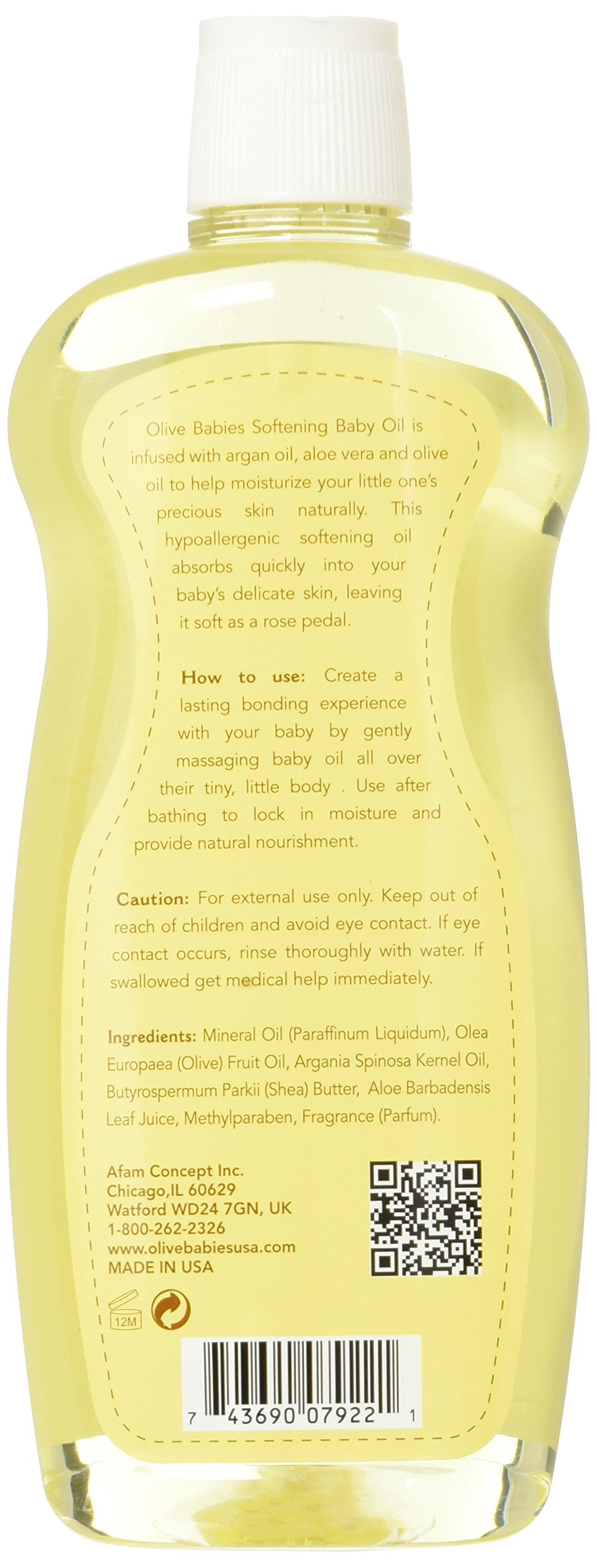 Olive Babies Baby Oil absorption closeup highlights quick-absorbing moisture for everyday use.