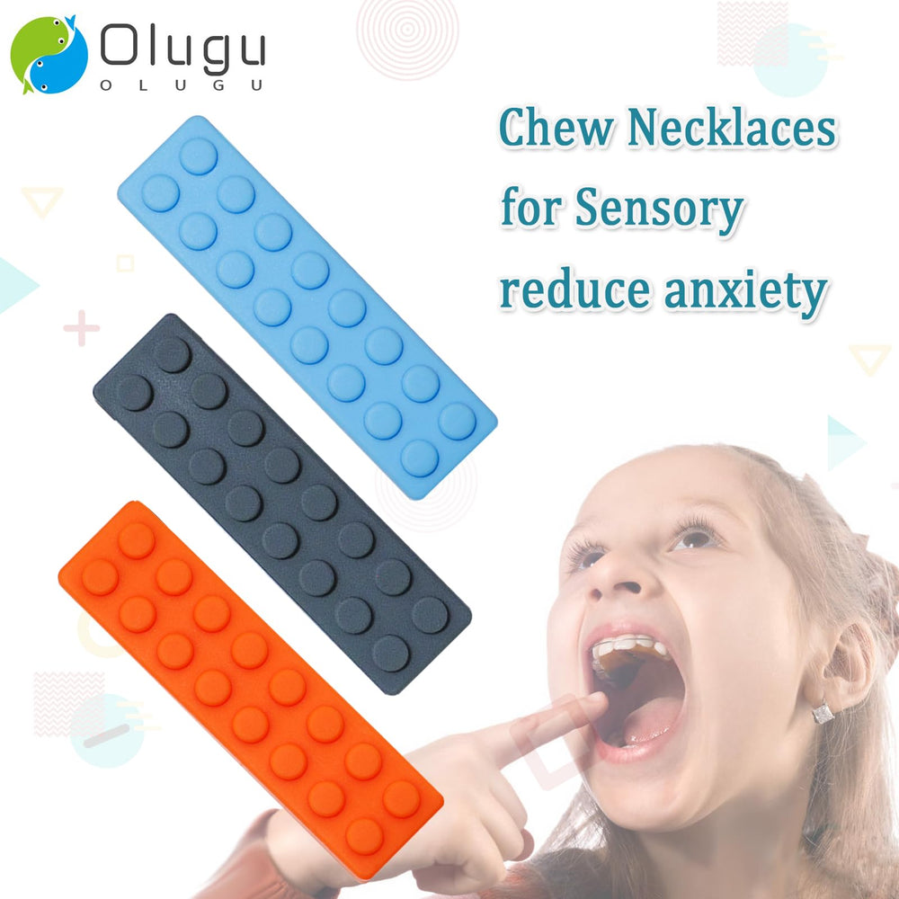 Olugu chewing toy supports stress relief during transitions and waiting periods.