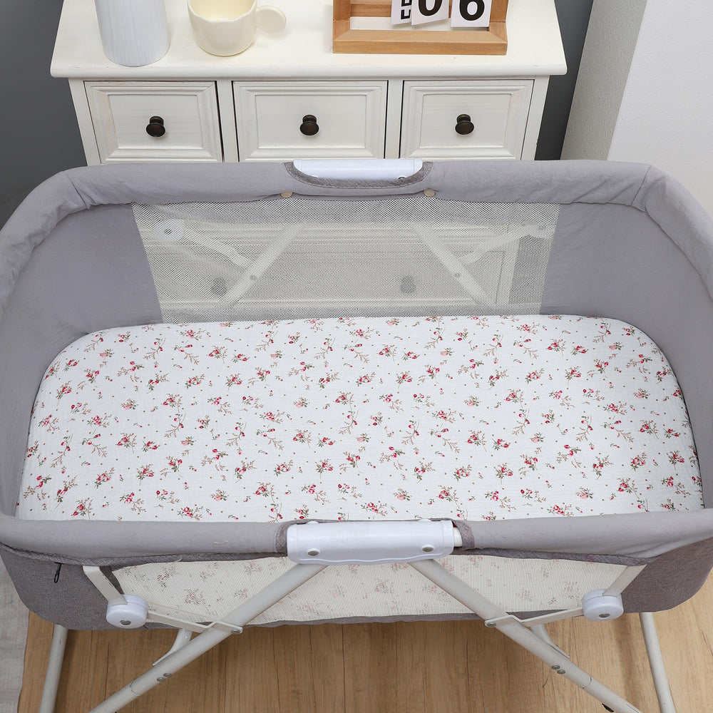 Onacosht muslin bassinet sheets wrinkle-free demo with tight fit across mattress