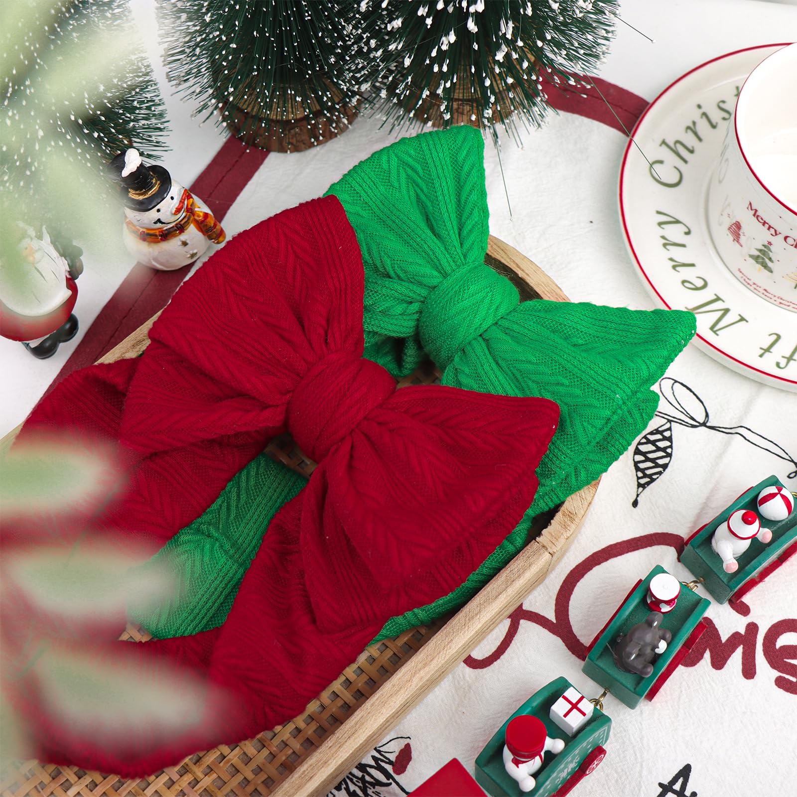 ONENINEDREAM 2pack bow set highlights versatile pair for festive and everyday outfits.
