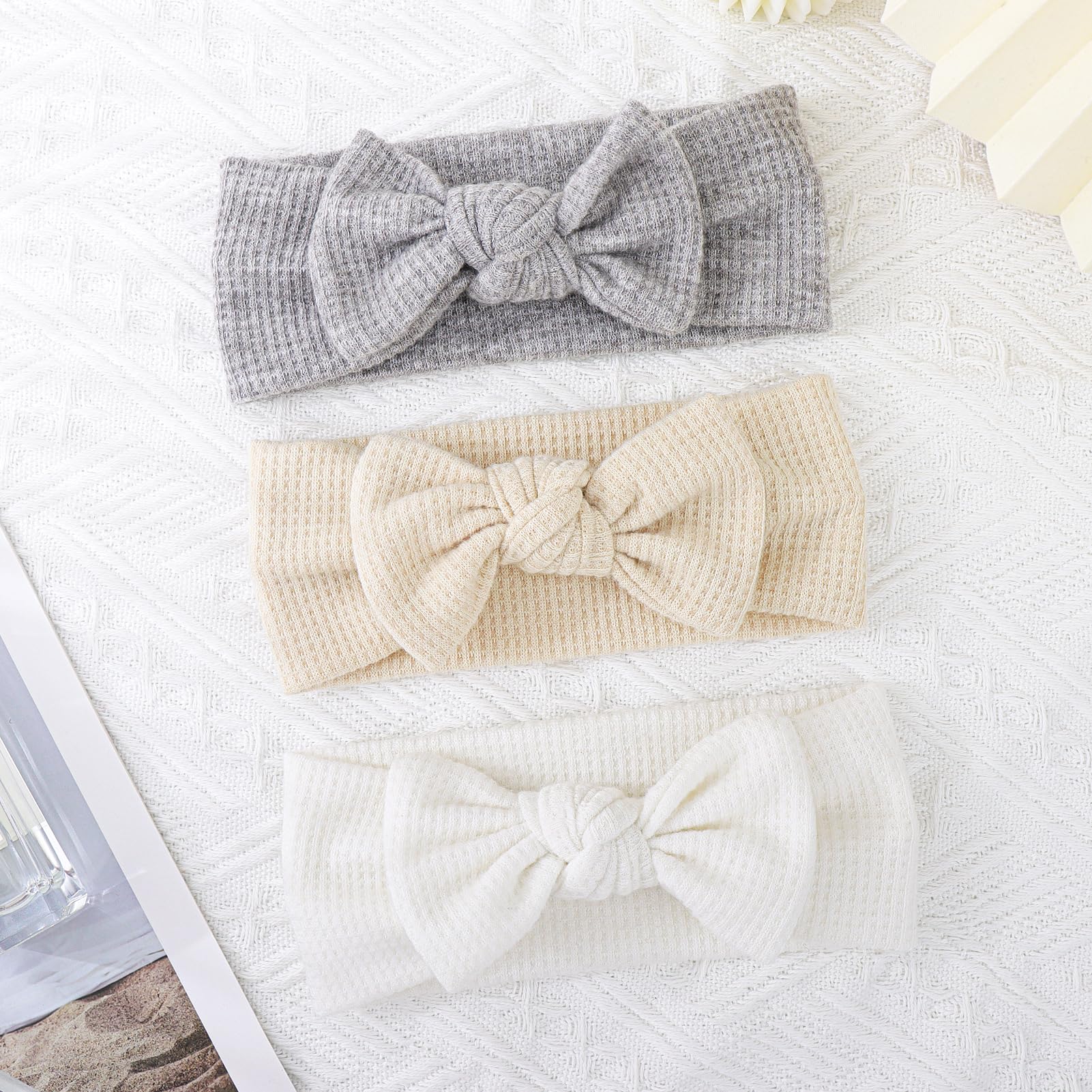 ONENINEDREAM baby photography accessory headband pairs with outfits for milestone photos.
