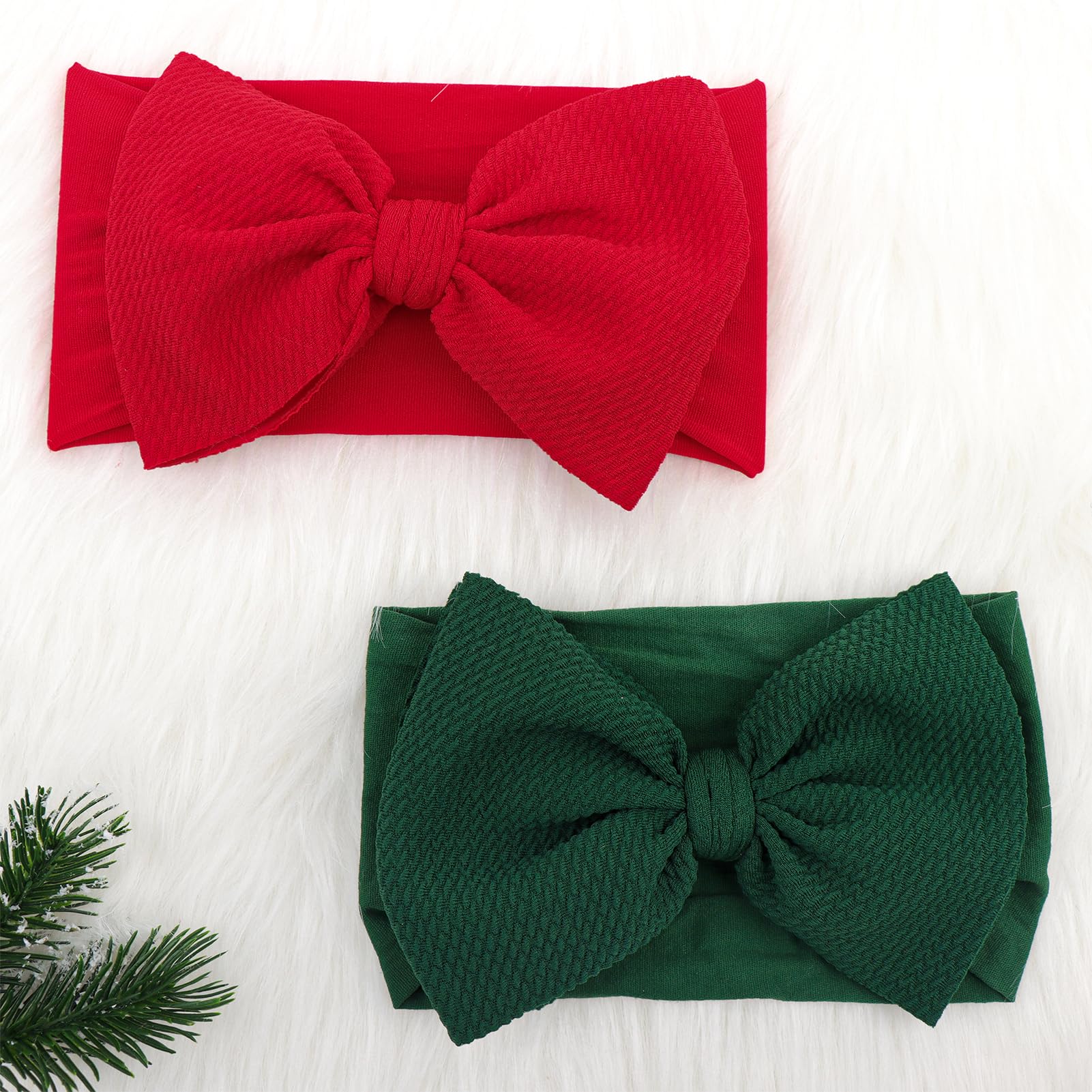 ONENINEDREAM holiday party-ready headband adds cute accent to photos.
