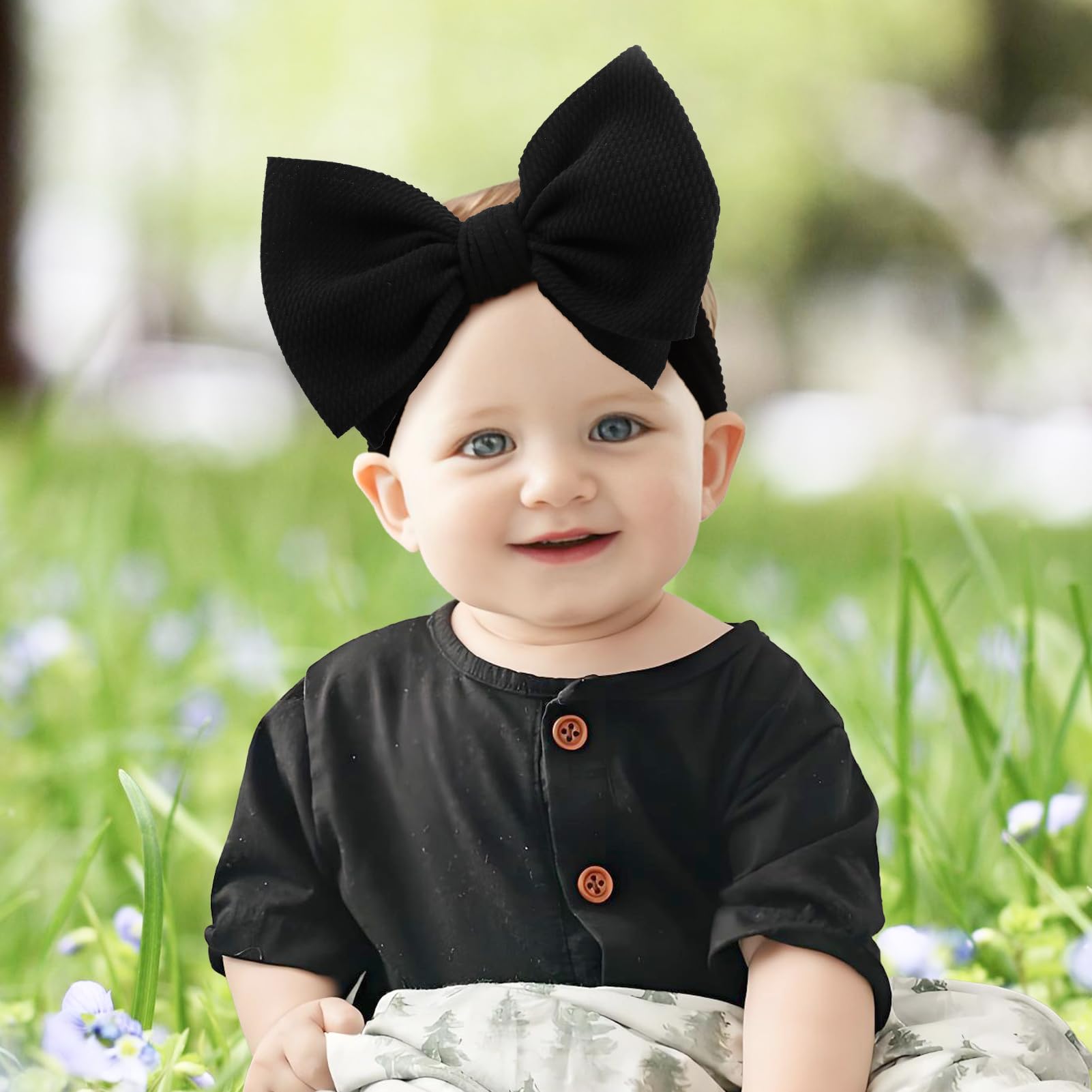 ONENINEDREAM soft waffle fabric headband provides baby-friendly comfort.