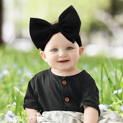 ONENINEDREAM soft waffle fabric headband provides baby-friendly comfort.