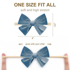 ONENINEDREAM velvet bow in pink, for adorable everyday photo moments.