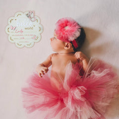 ONNIBE sign as photo prop for newborn captures at hospital or home