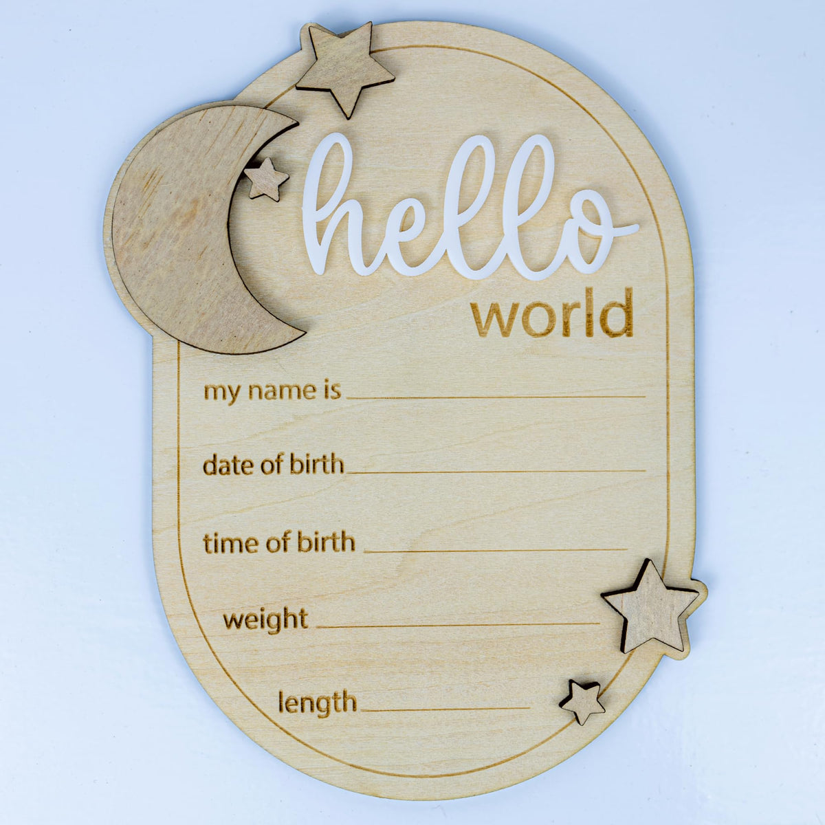 ONNIBE wooden baby announcement sign with Hello World motif for newborn photo shoots.