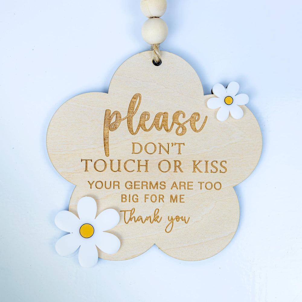 onnibe wooden sign no-touch no-kiss reminder helps protect baby safety when visitors arrive.