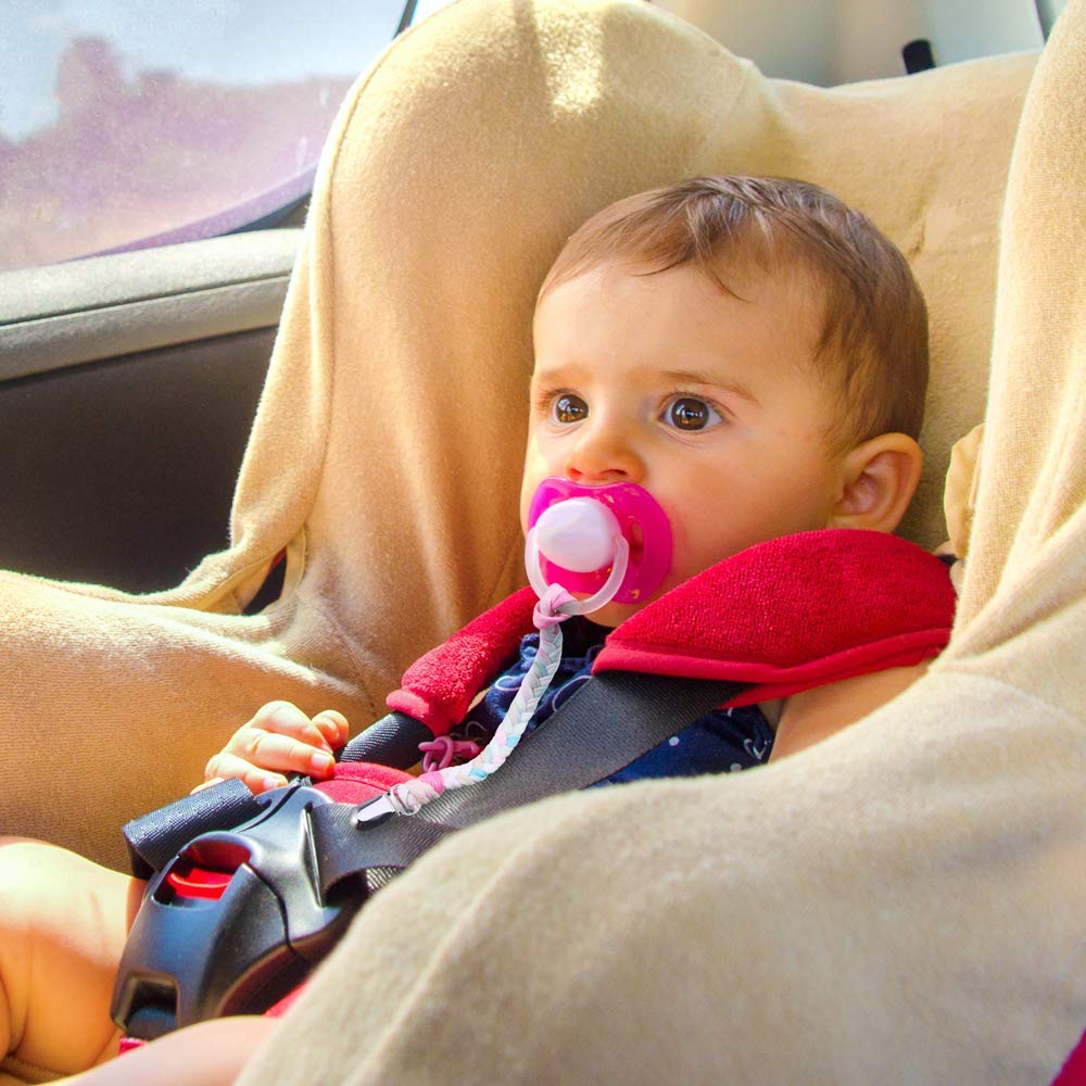 Onwon pacifier clip closeup highlights robust clip and fabric-protecting mechanism.