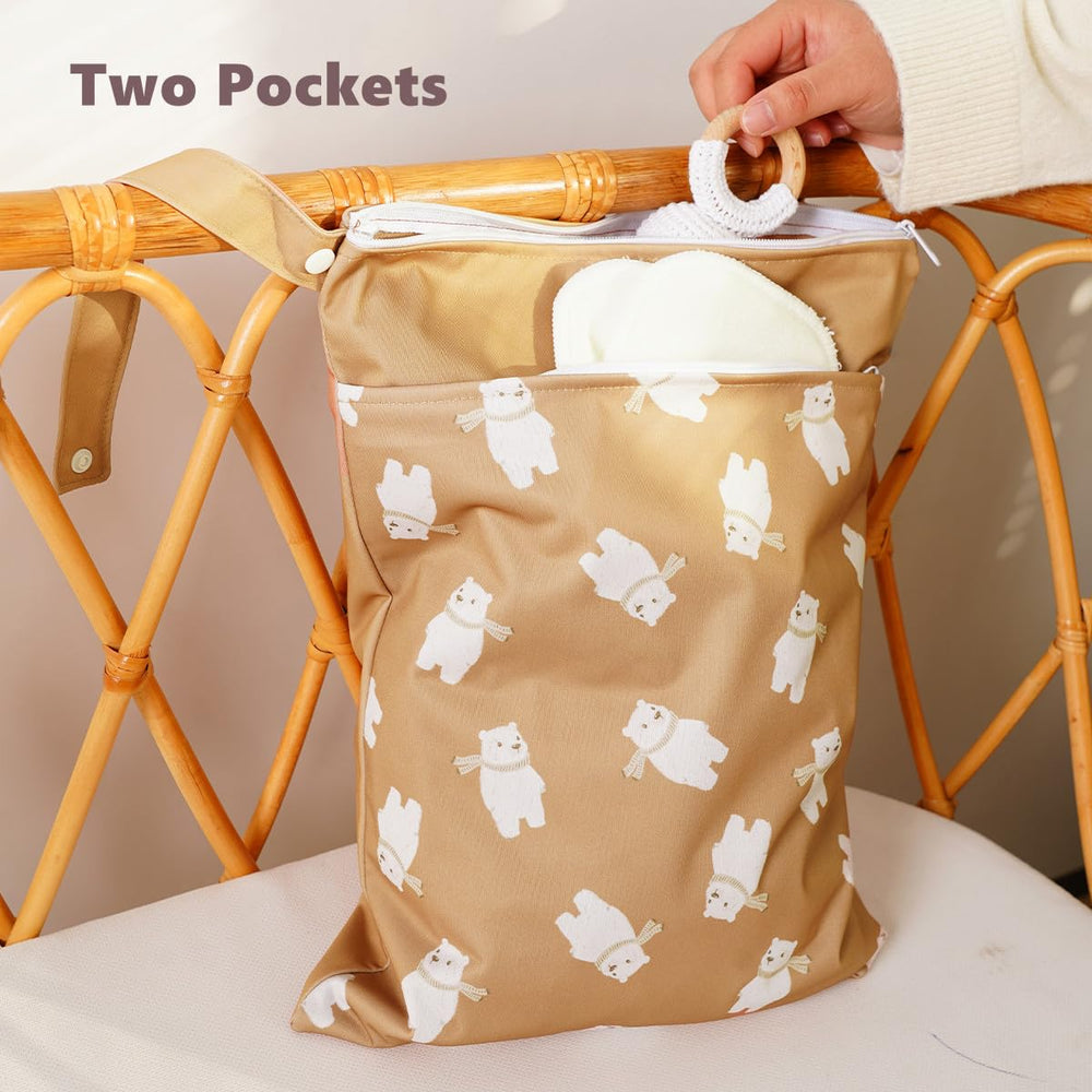 Opgroeie waterproof bag material closeup showing durable polyester and TPU