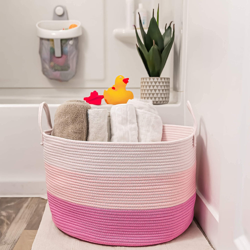 OrganiHaus foldable lightweight basket for easy transport and storage.