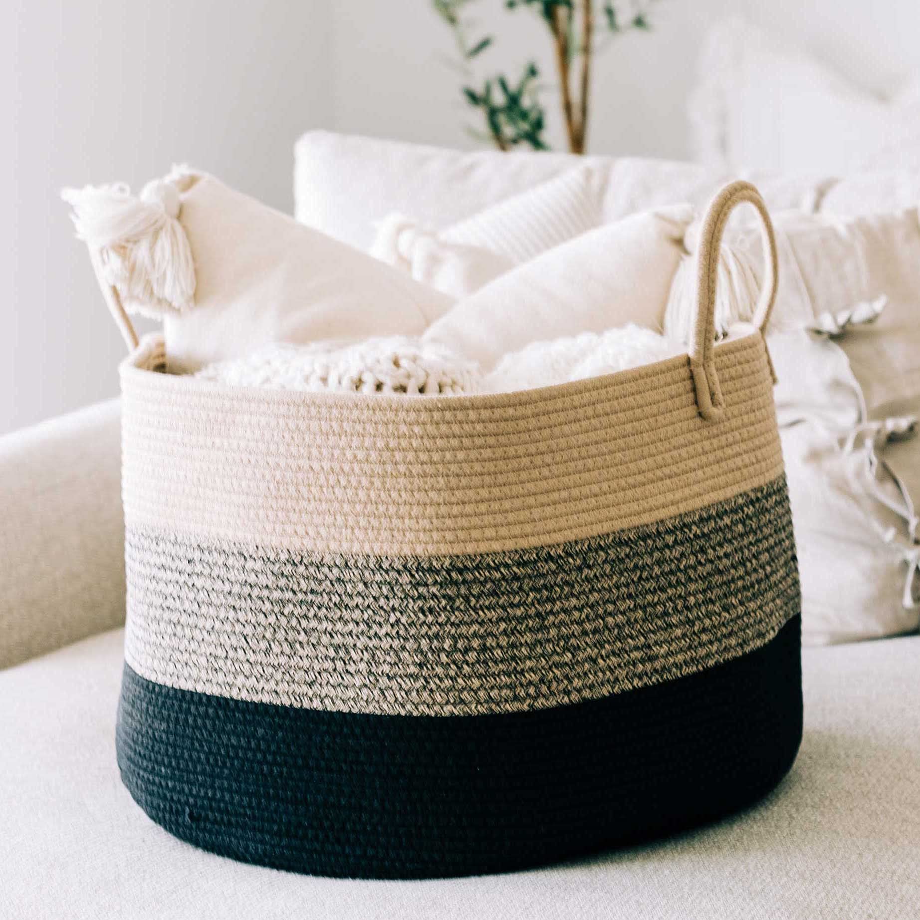 OrganiHaus Reinforced Handles Basket is easy to carry.