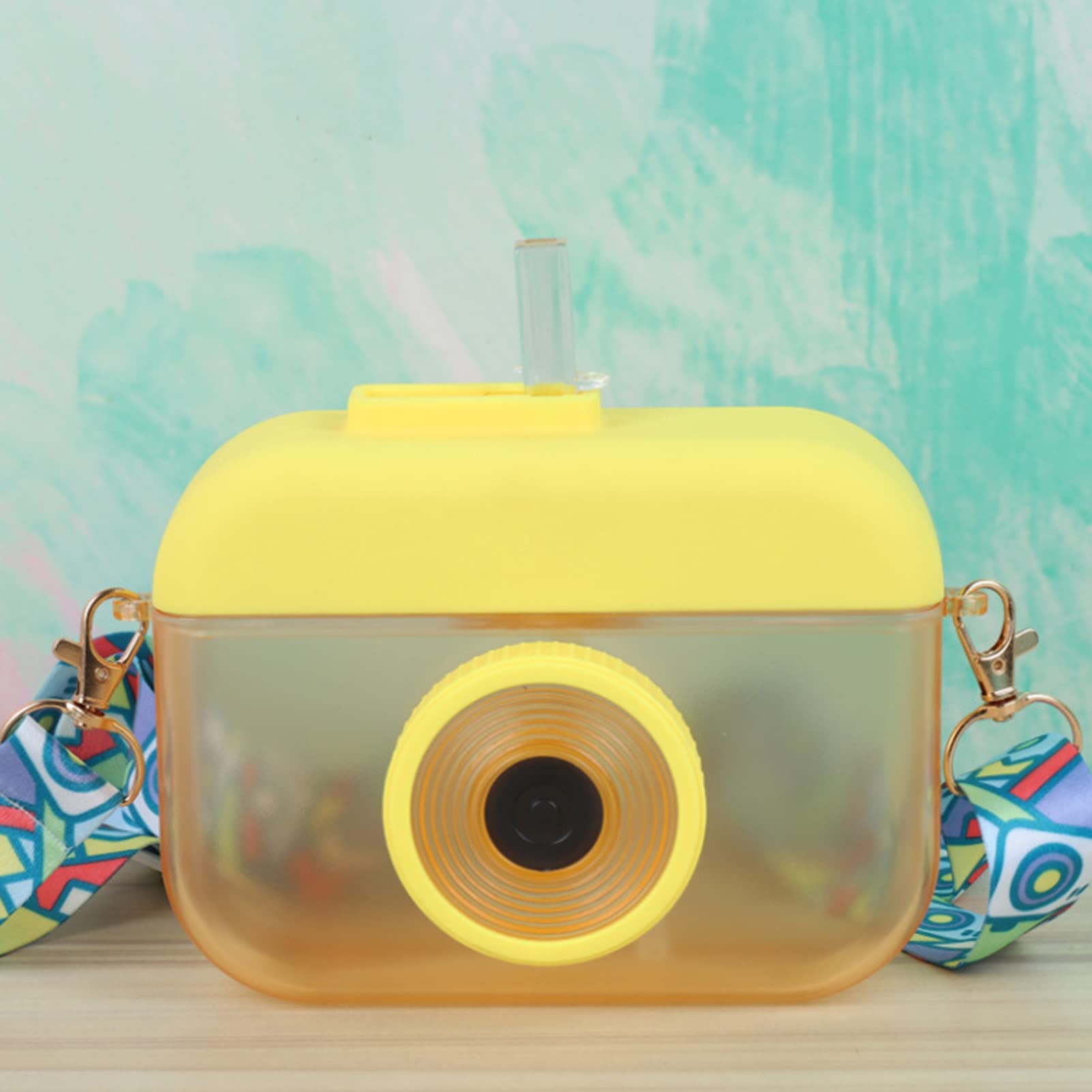 ORIJOYNA travel-friendly bottle offers all-day hydration on the move.