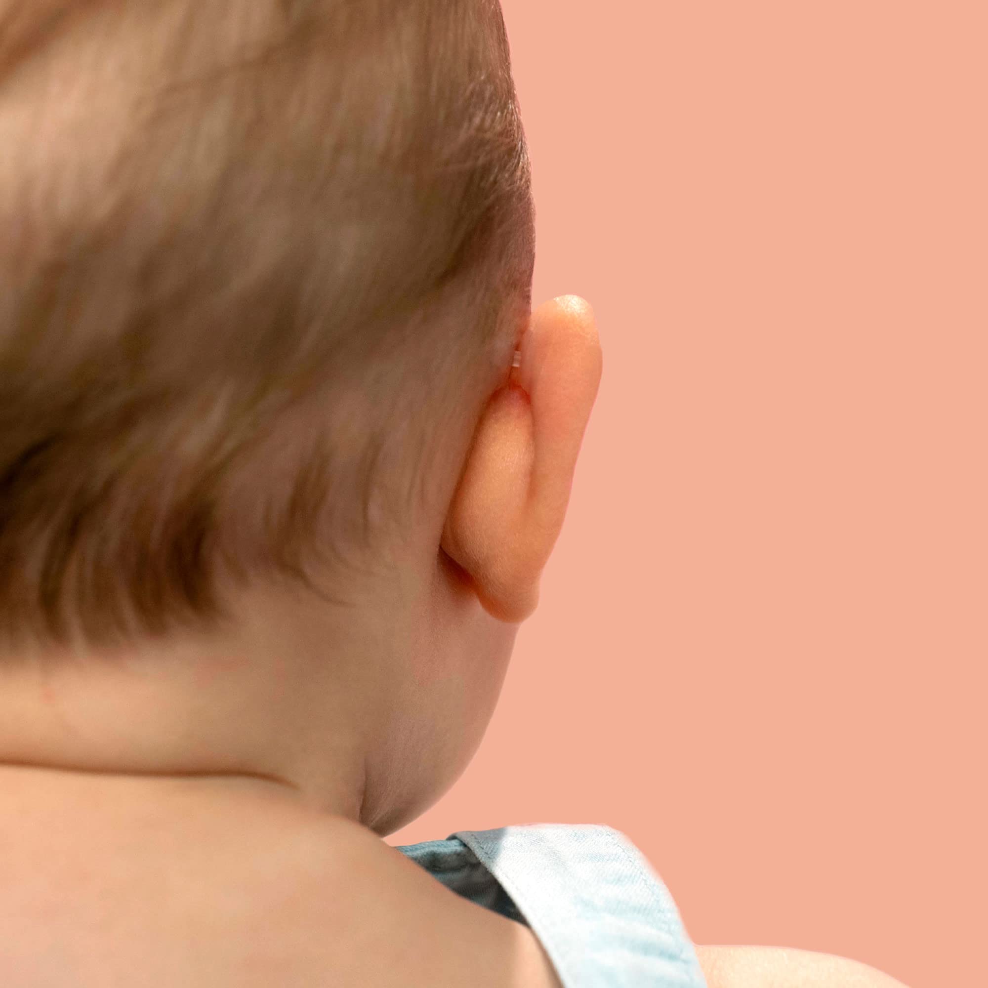 Otostick Bebe worn during baby sleep for discreet wear