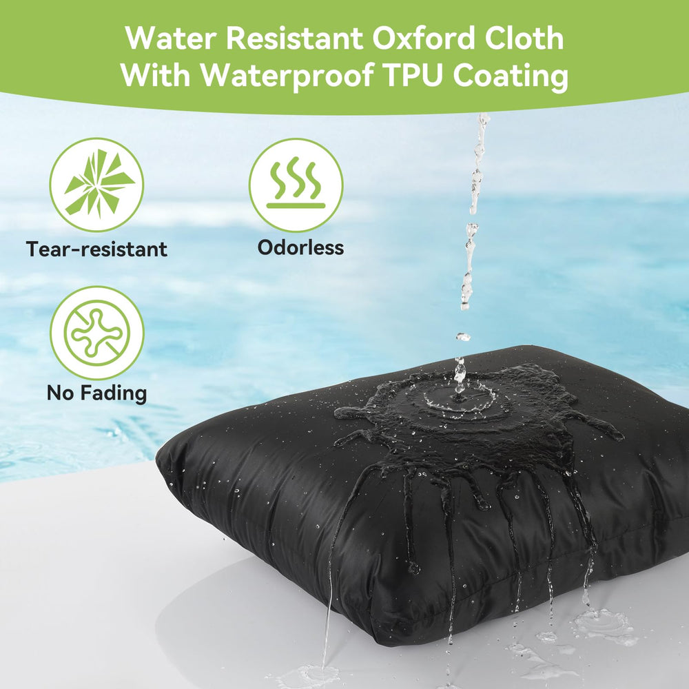 OTraki waterproof outer fabric with TPU coating keeps contents dry.
