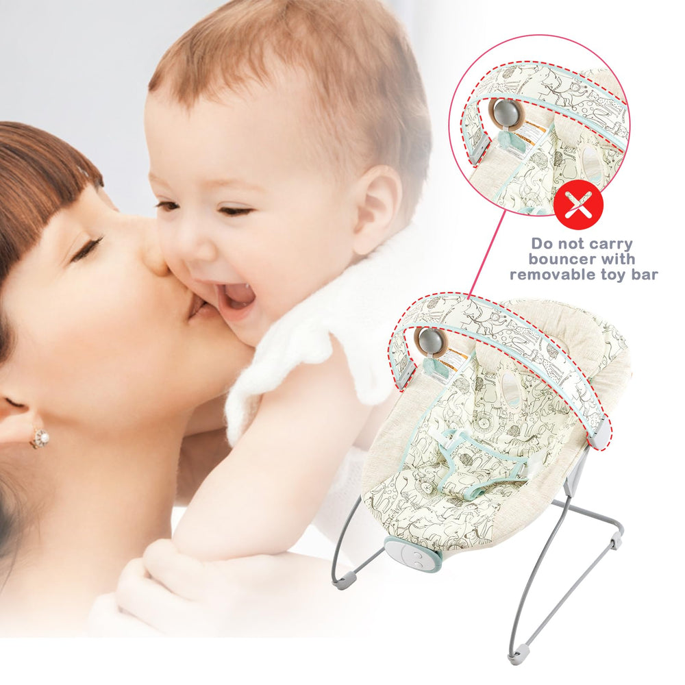 Otrolepota Baby Bouncer three-point harness emphasizes safety during use.